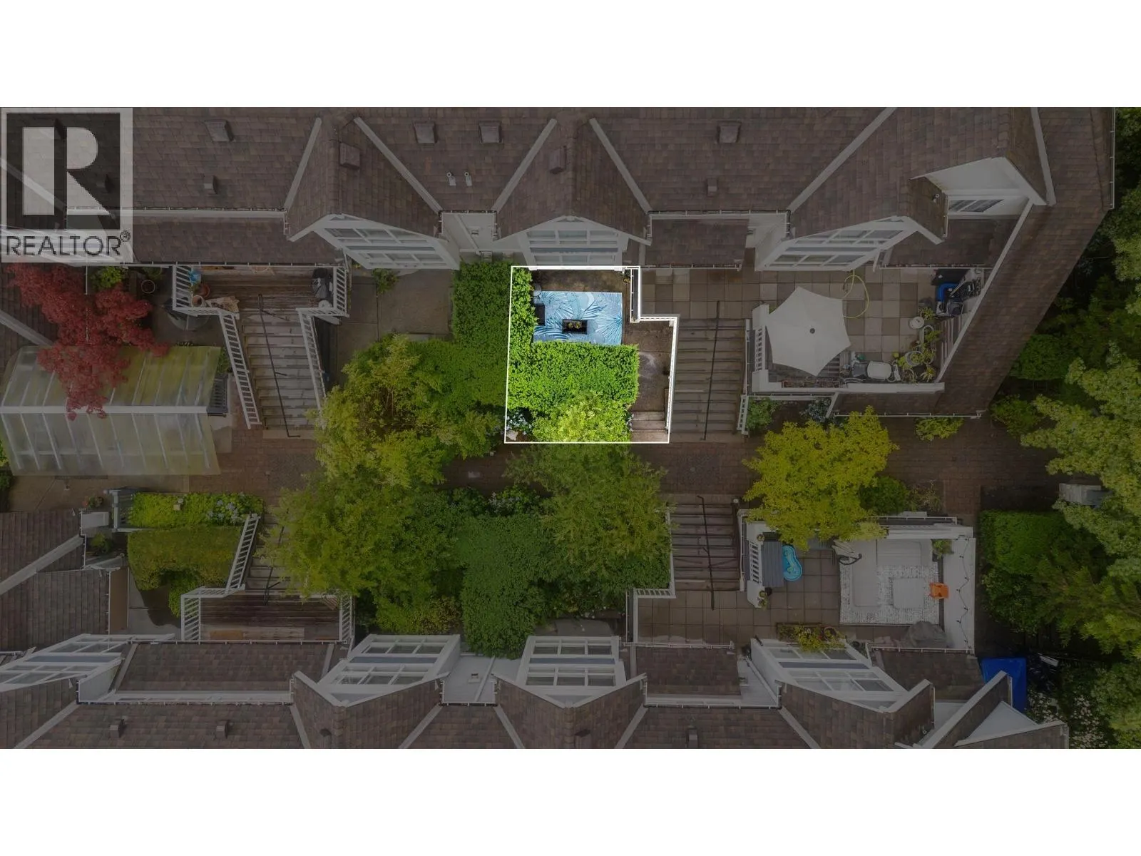 3 1005 LYNN VALLEY ROAD