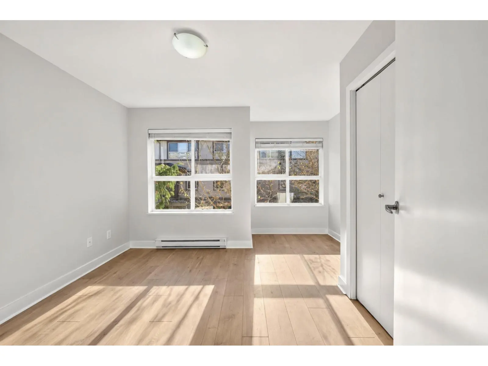 39 15353 100 AVENUE