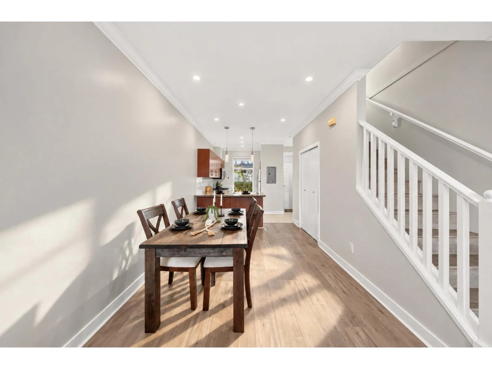 39 15353 100 AVENUE