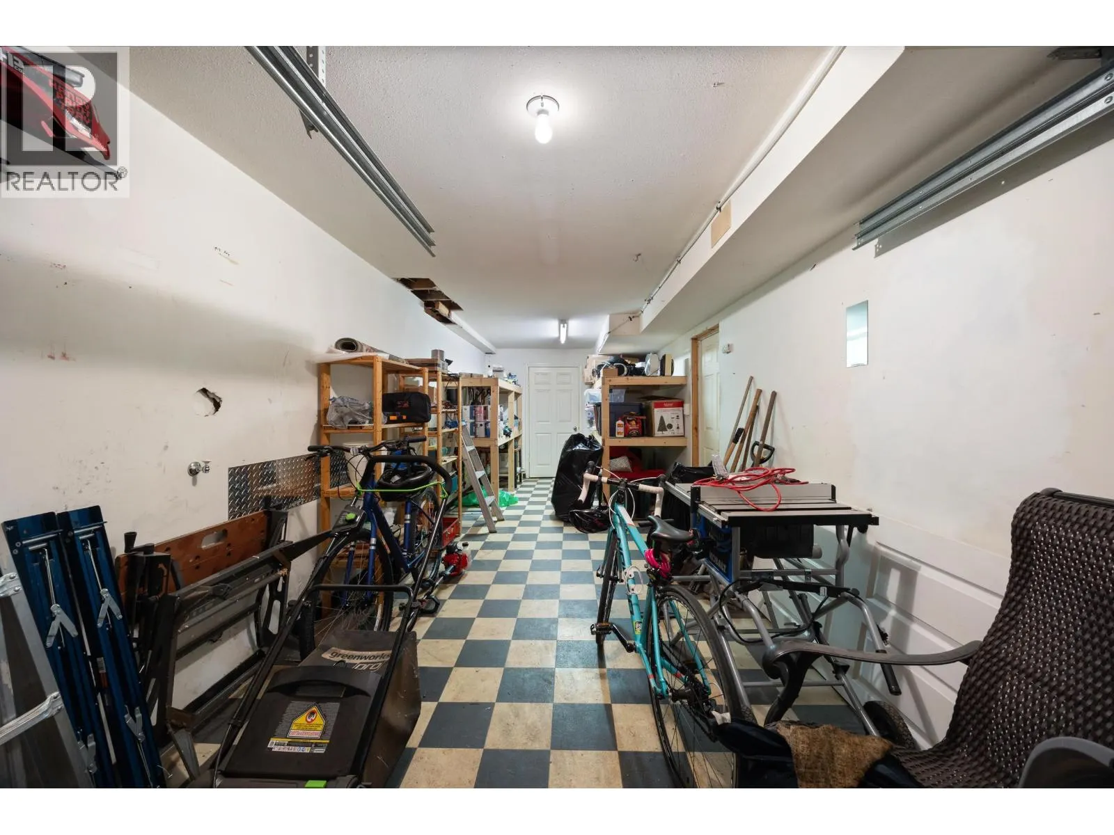 12037 208 STREET