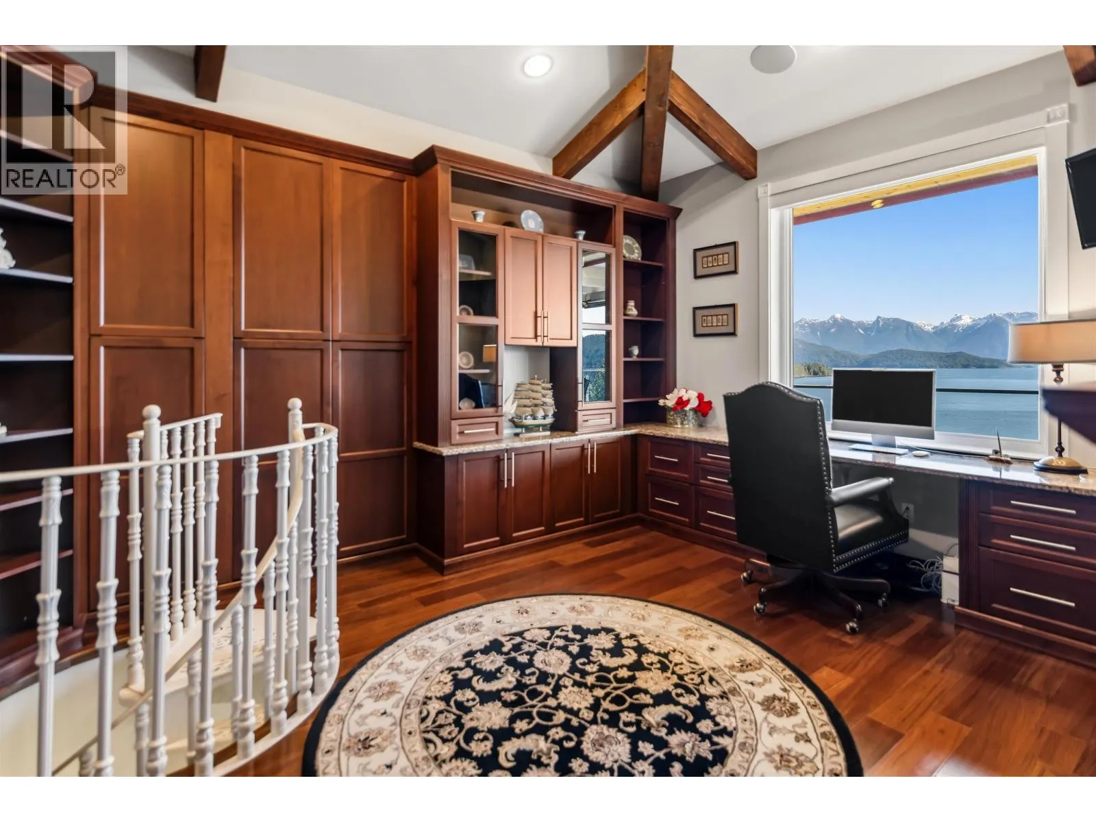 1128 TWIN ISLE DRIVE
