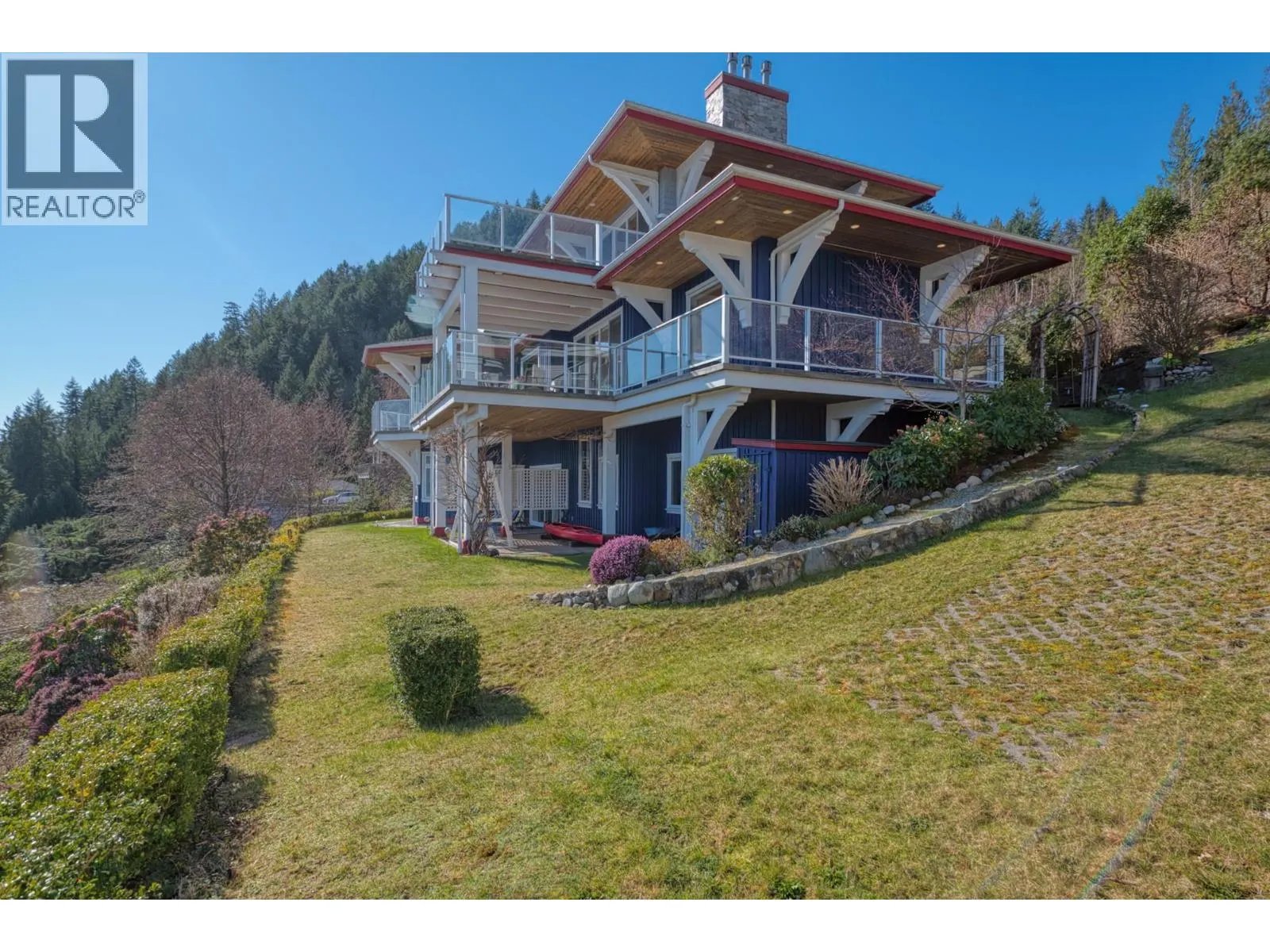 1128 TWIN ISLE DRIVE