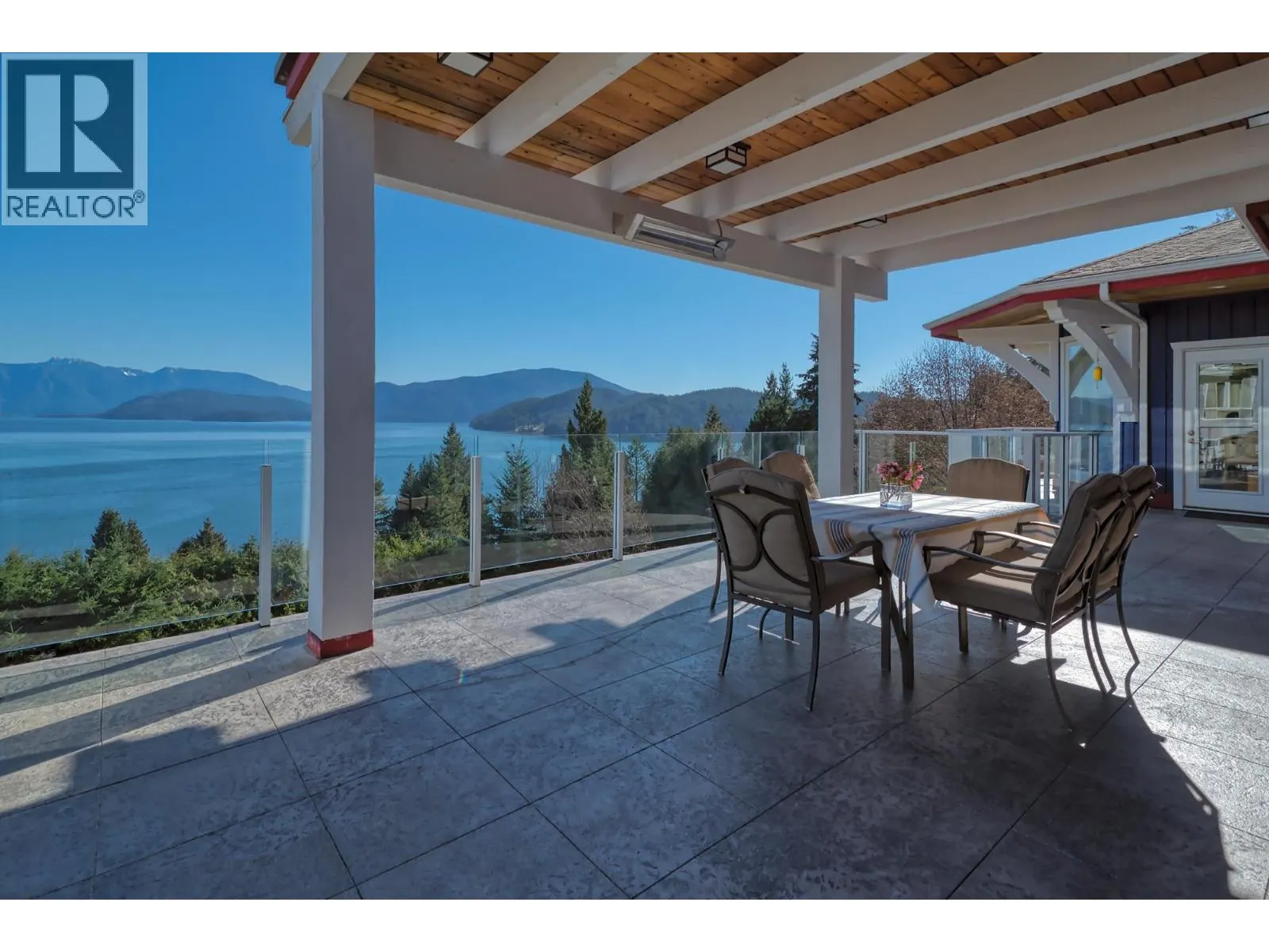1128 TWIN ISLE DRIVE