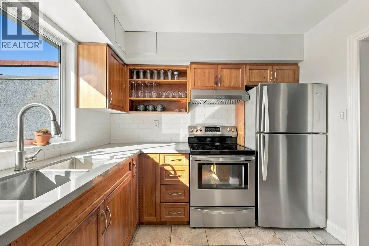 355 E 4TH STREET