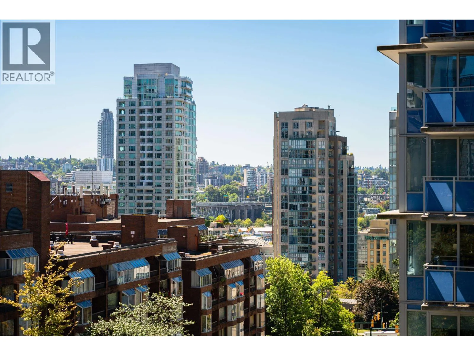 905 1010 BURNABY STREET