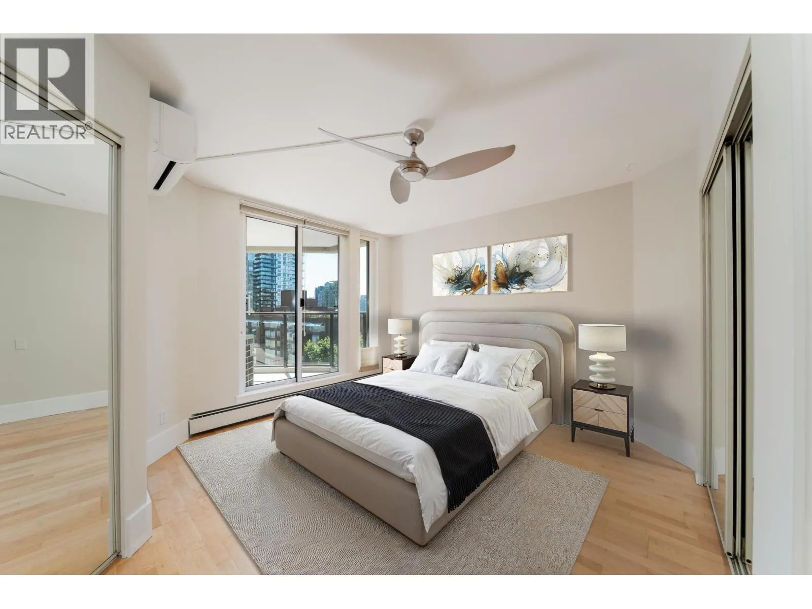 905 1010 BURNABY STREET