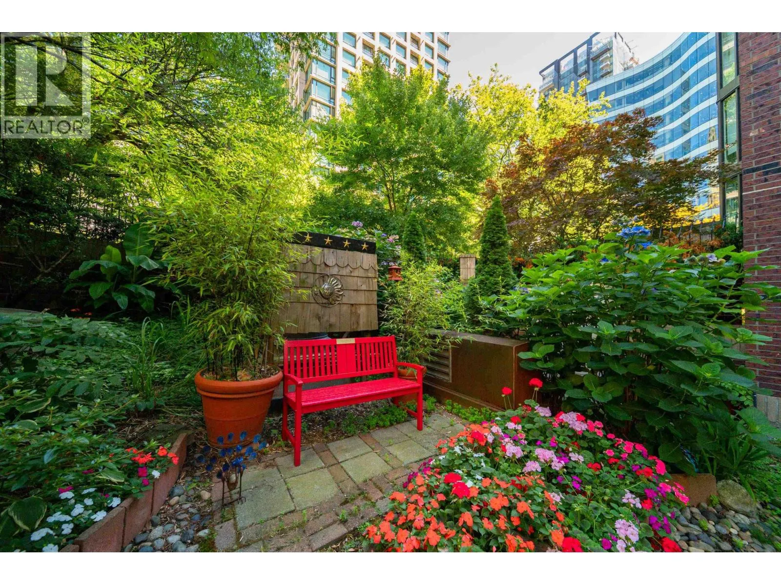 905 1010 BURNABY STREET