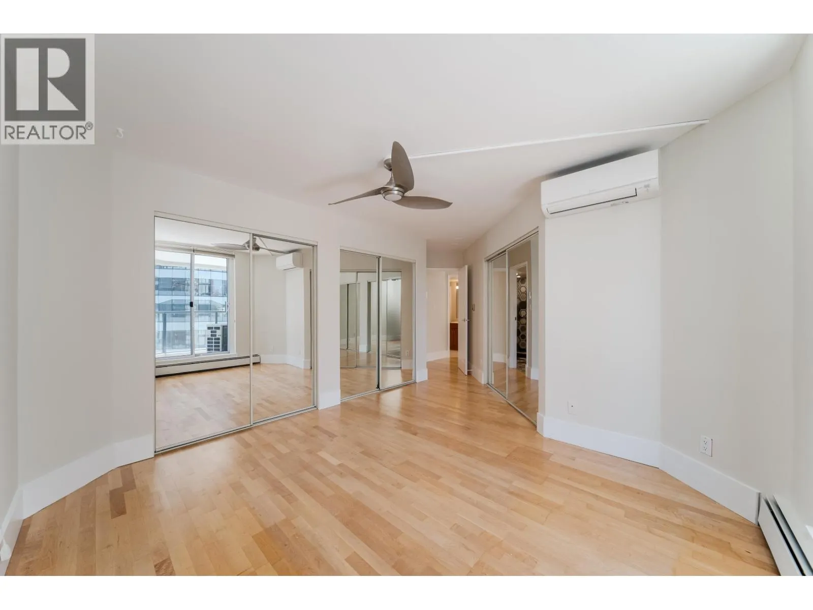905 1010 BURNABY STREET