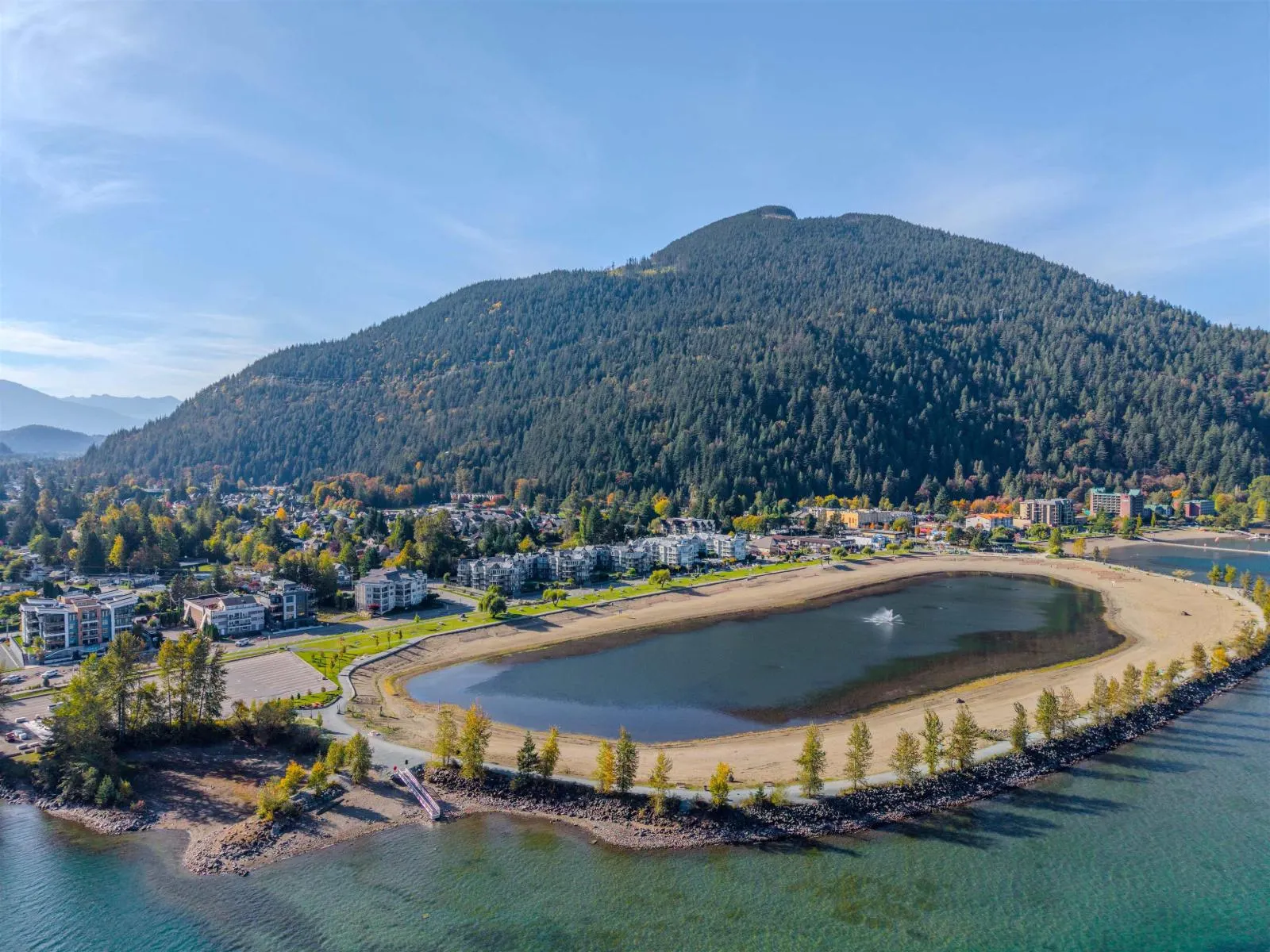412 328 ESPLANADE AVENUE|Harrison Hot Springs