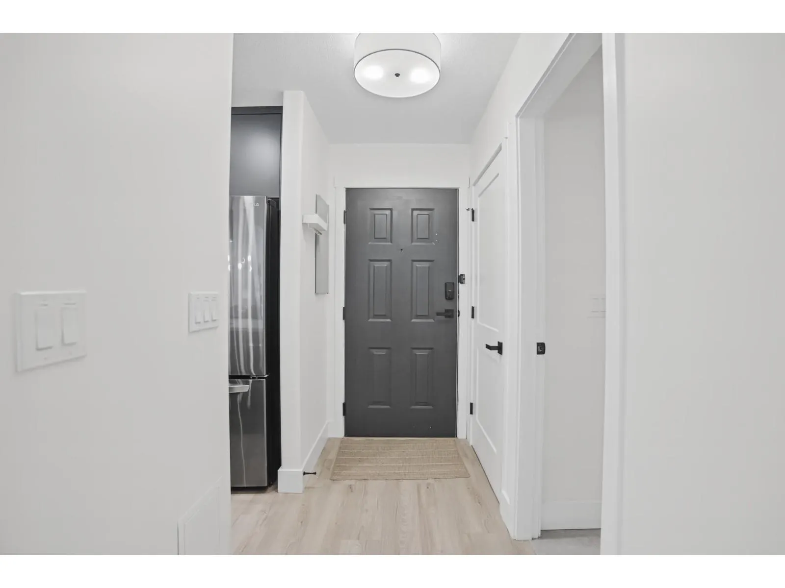 412 328 ESPLANADE AVENUE|Harrison Hot Springs