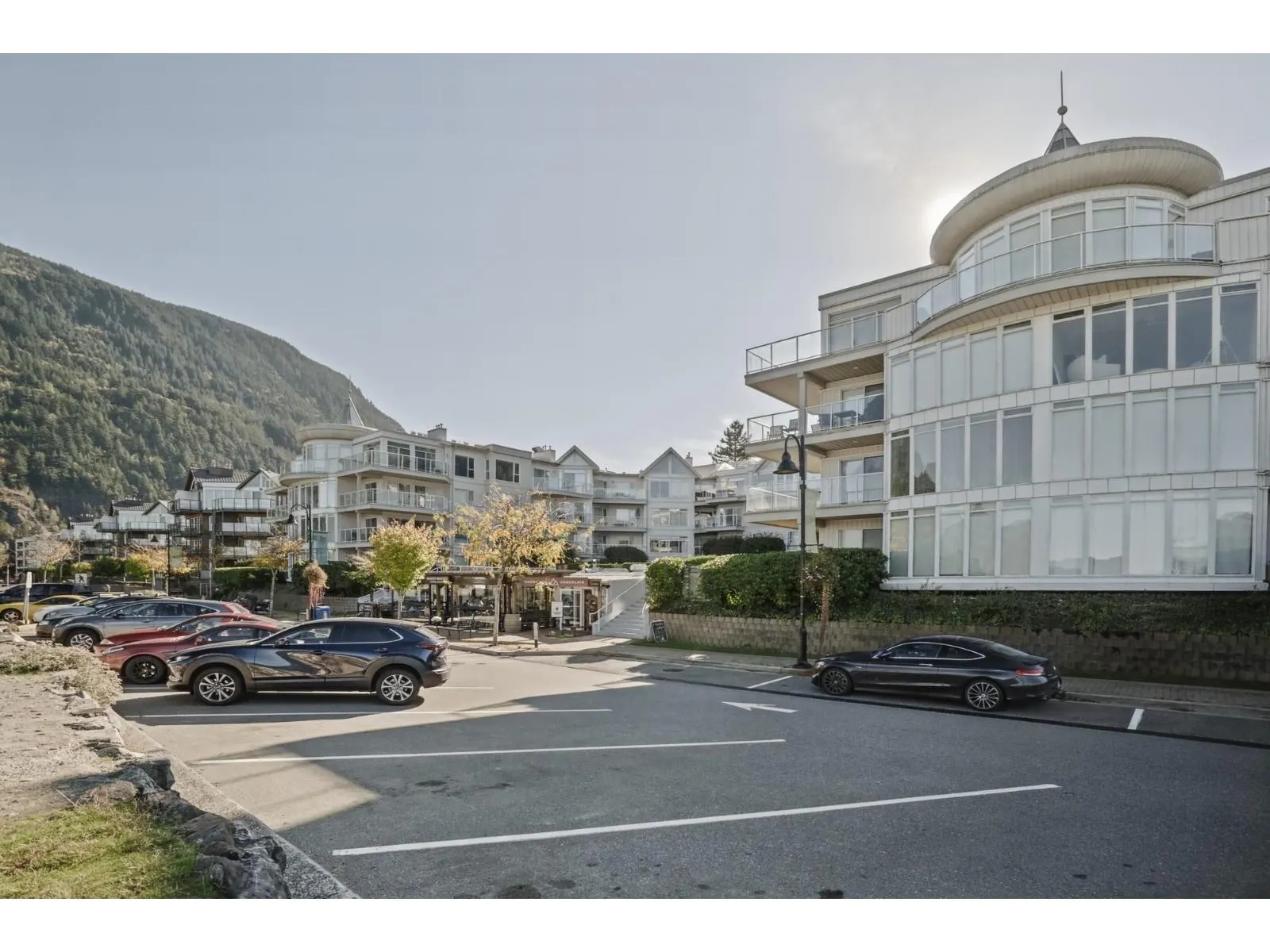 412 328 ESPLANADE AVENUE|Harrison Hot Springs