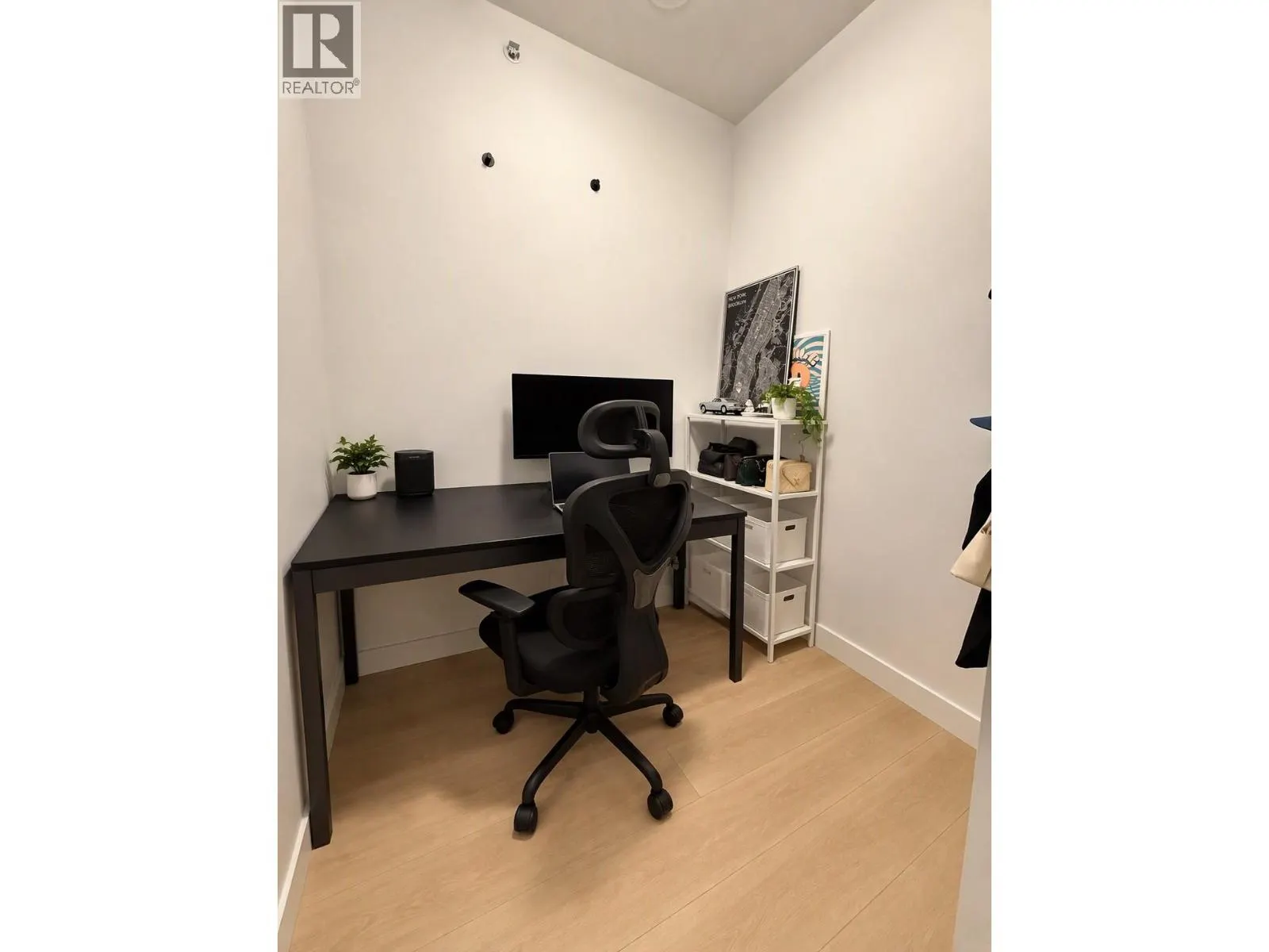1705 567 CLARKE ROAD