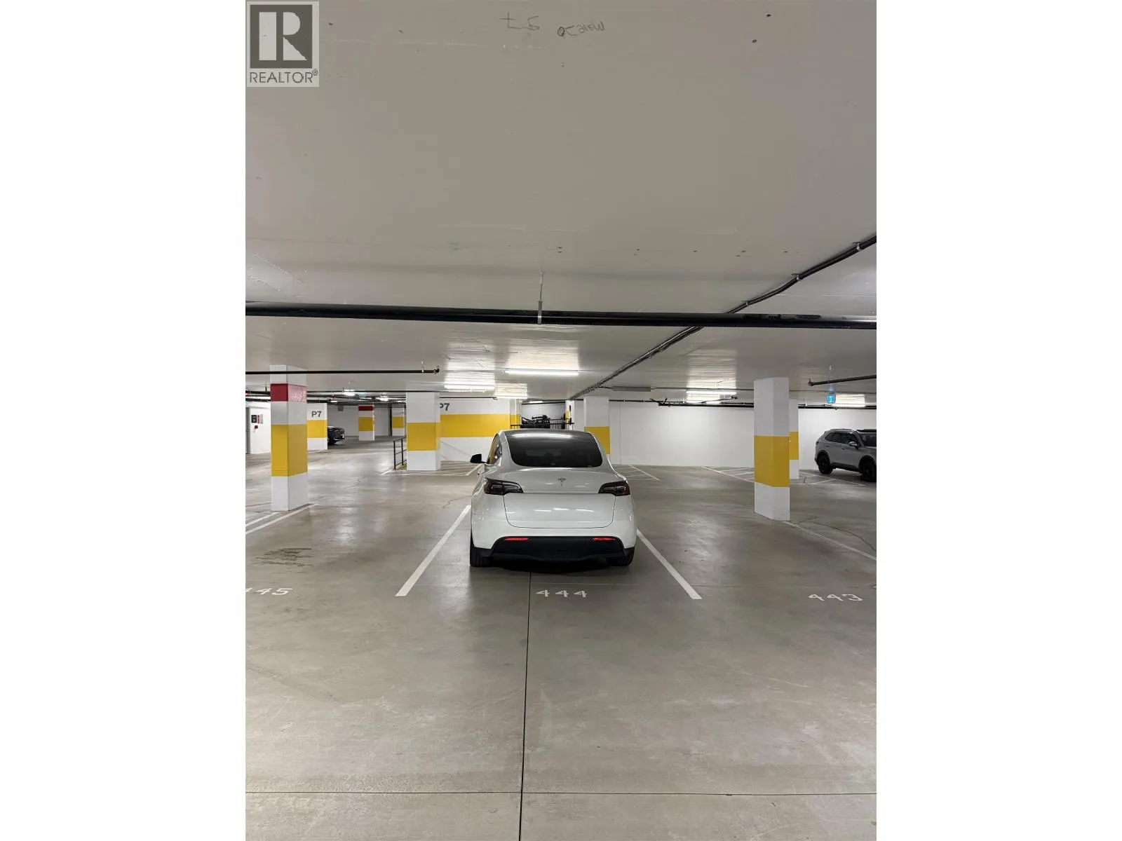 1705 567 CLARKE ROAD