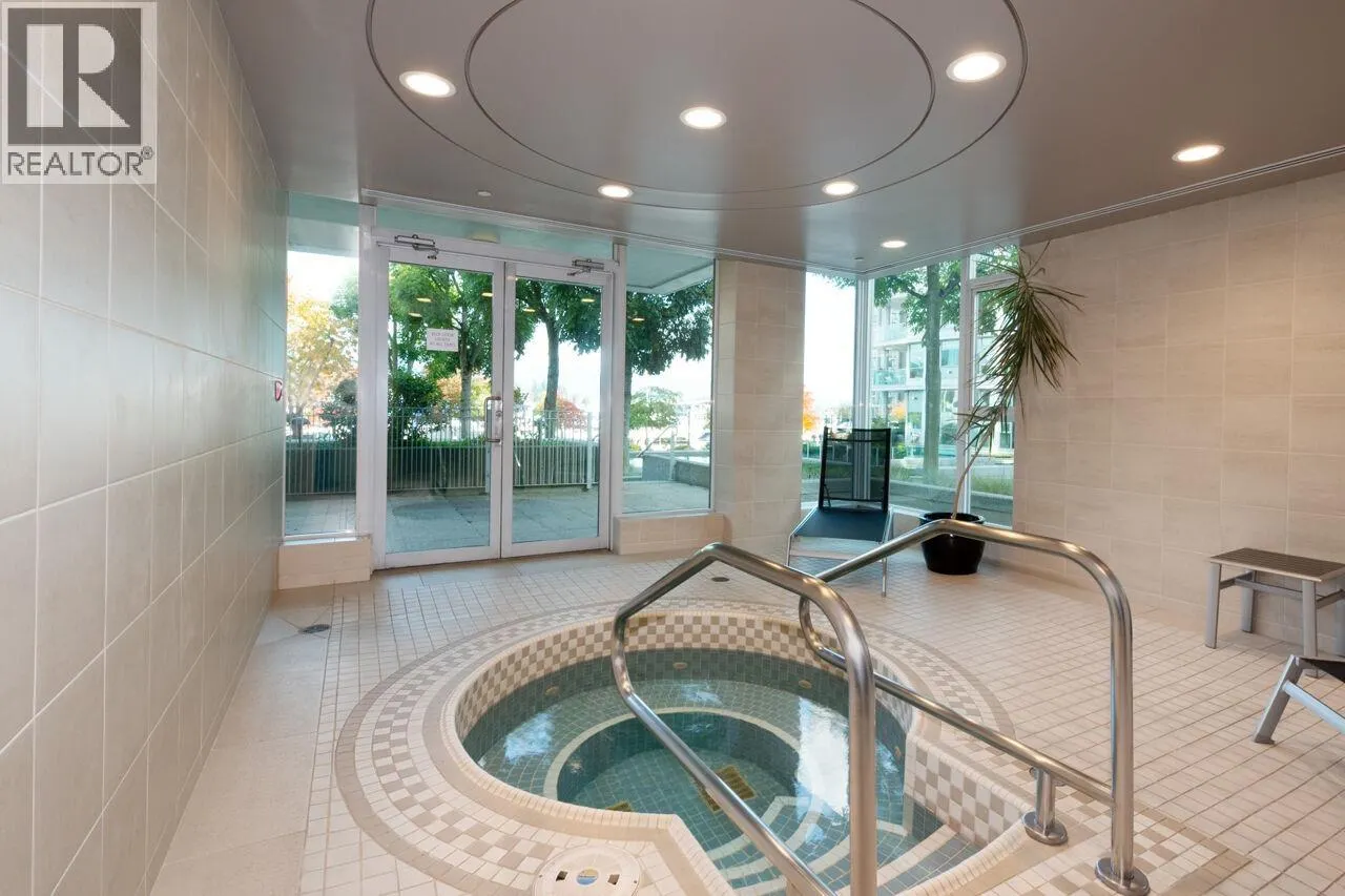 1303 1777 BAYSHORE DRIVE