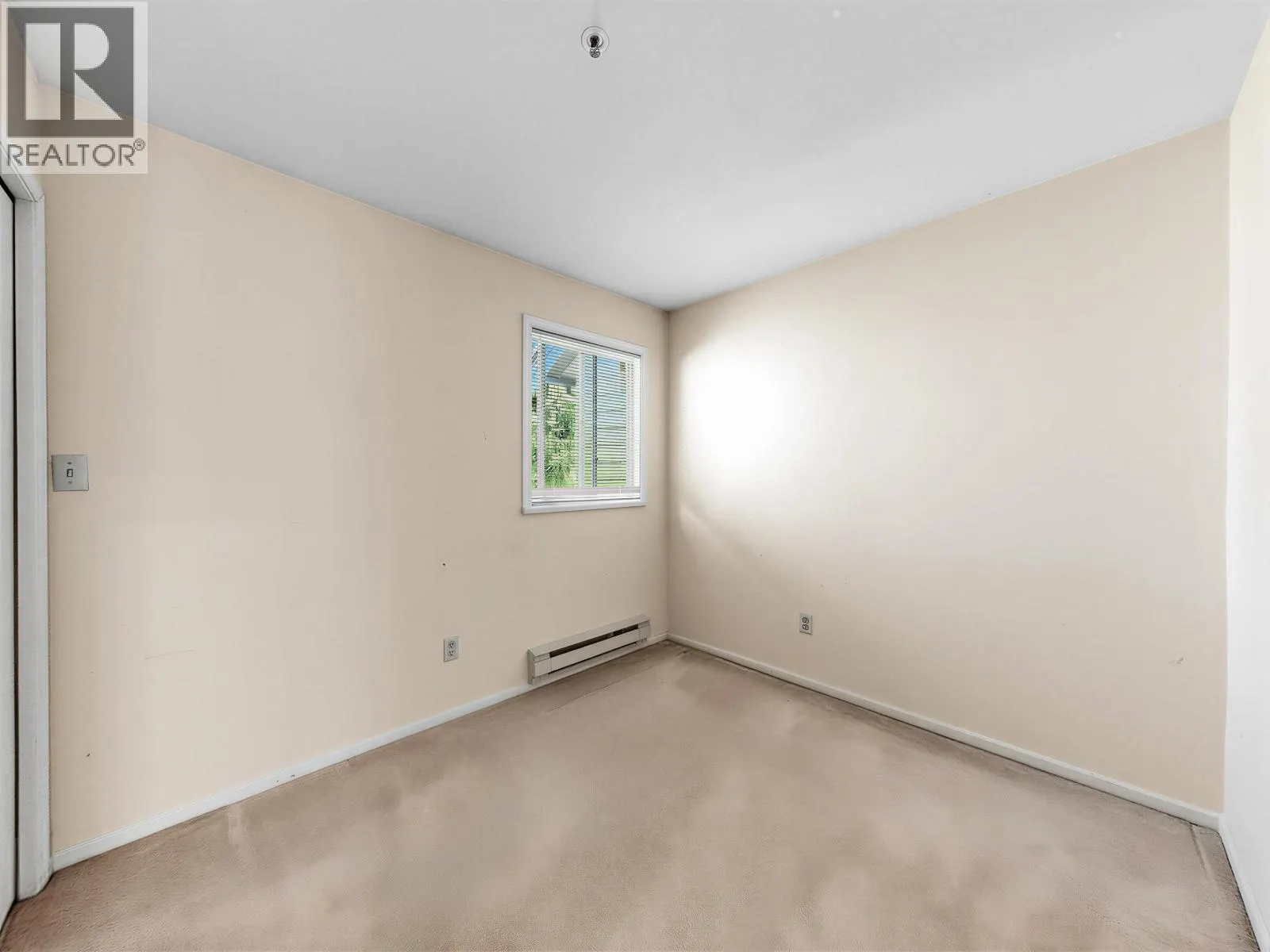10 7110 BARNET ROAD