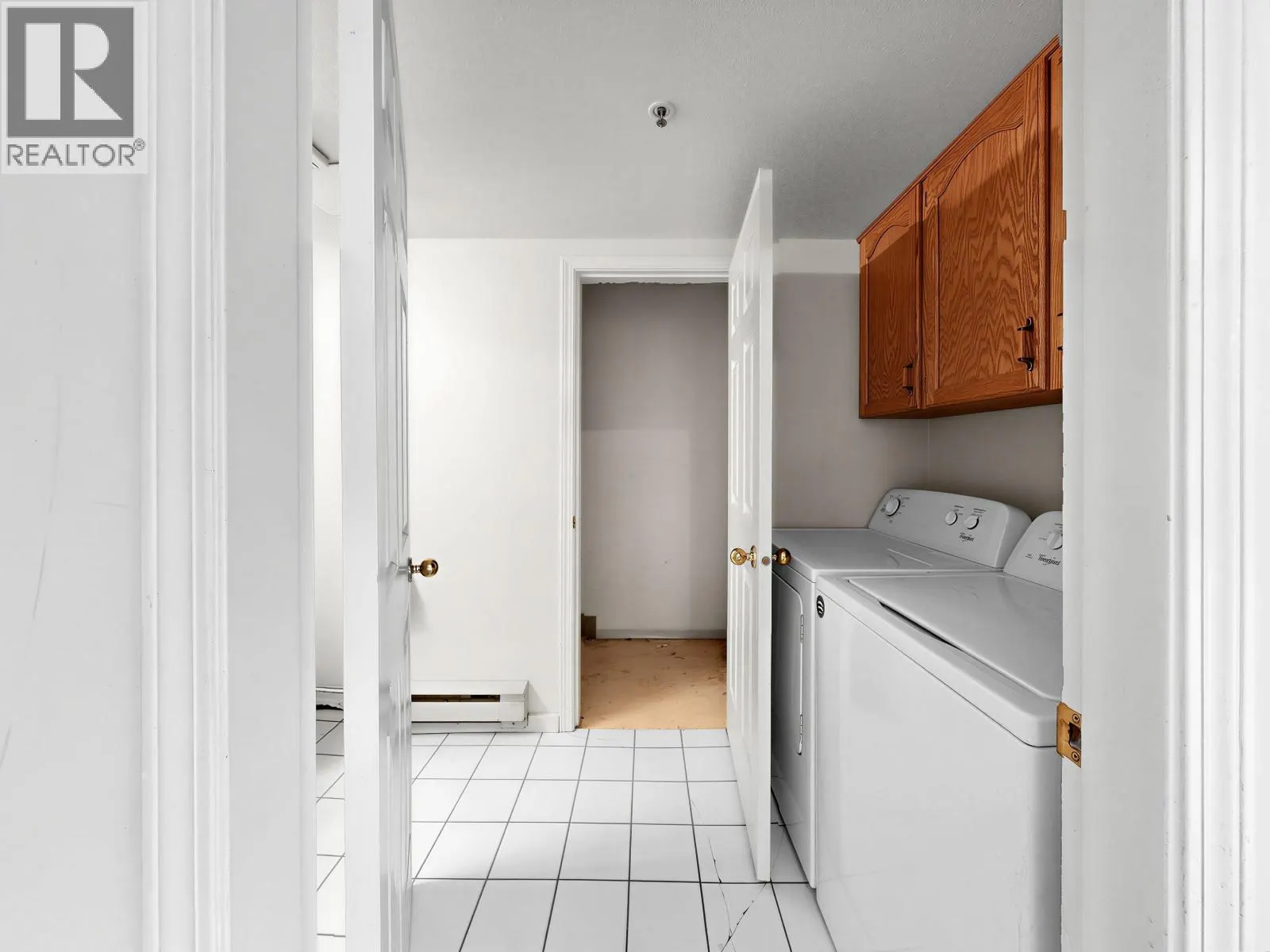 10 7110 BARNET ROAD