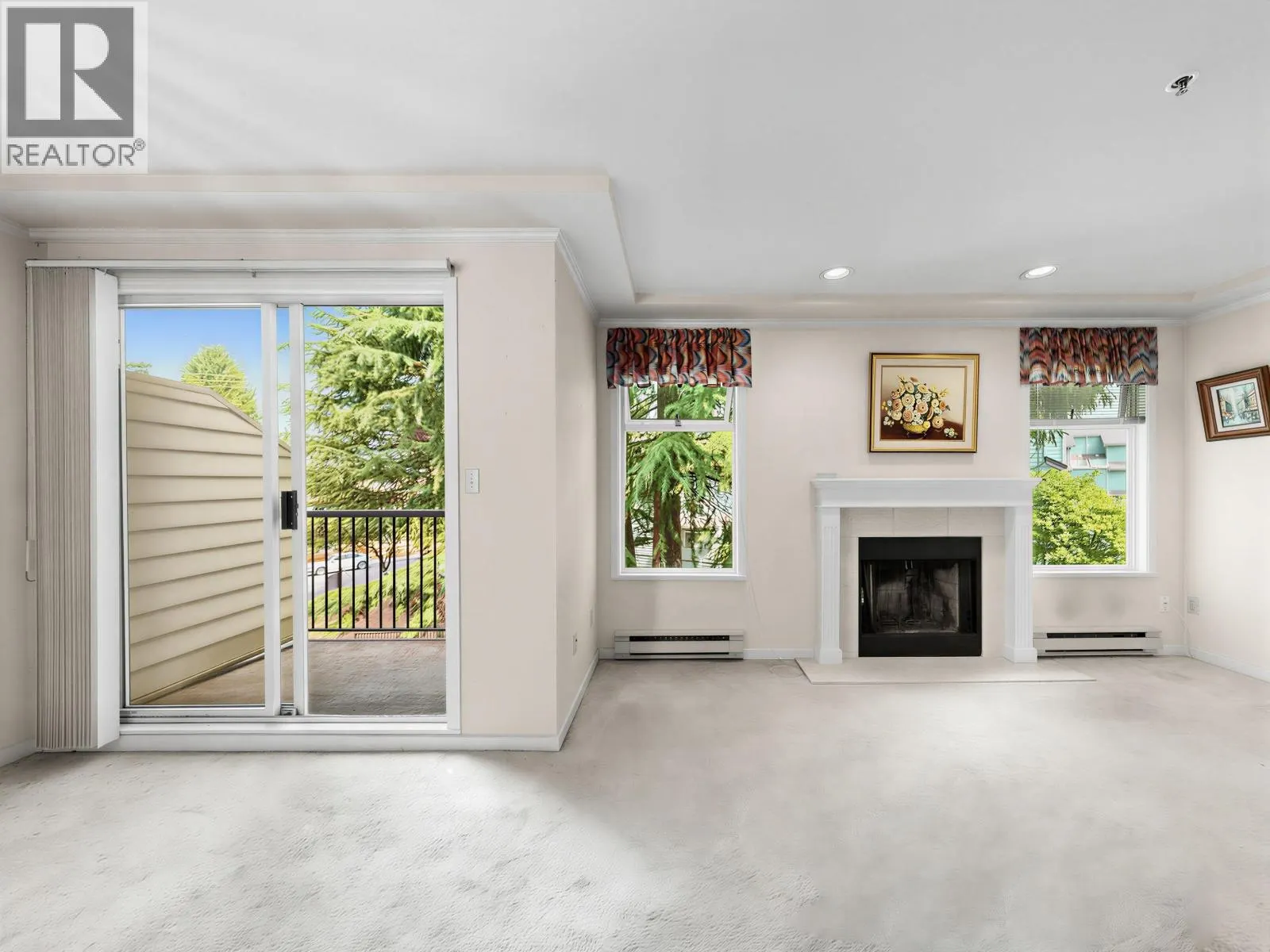 10 7110 BARNET ROAD