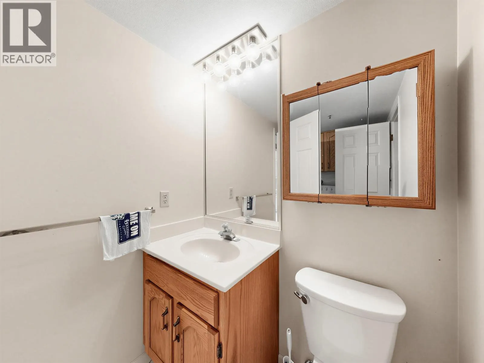 10 7110 BARNET ROAD