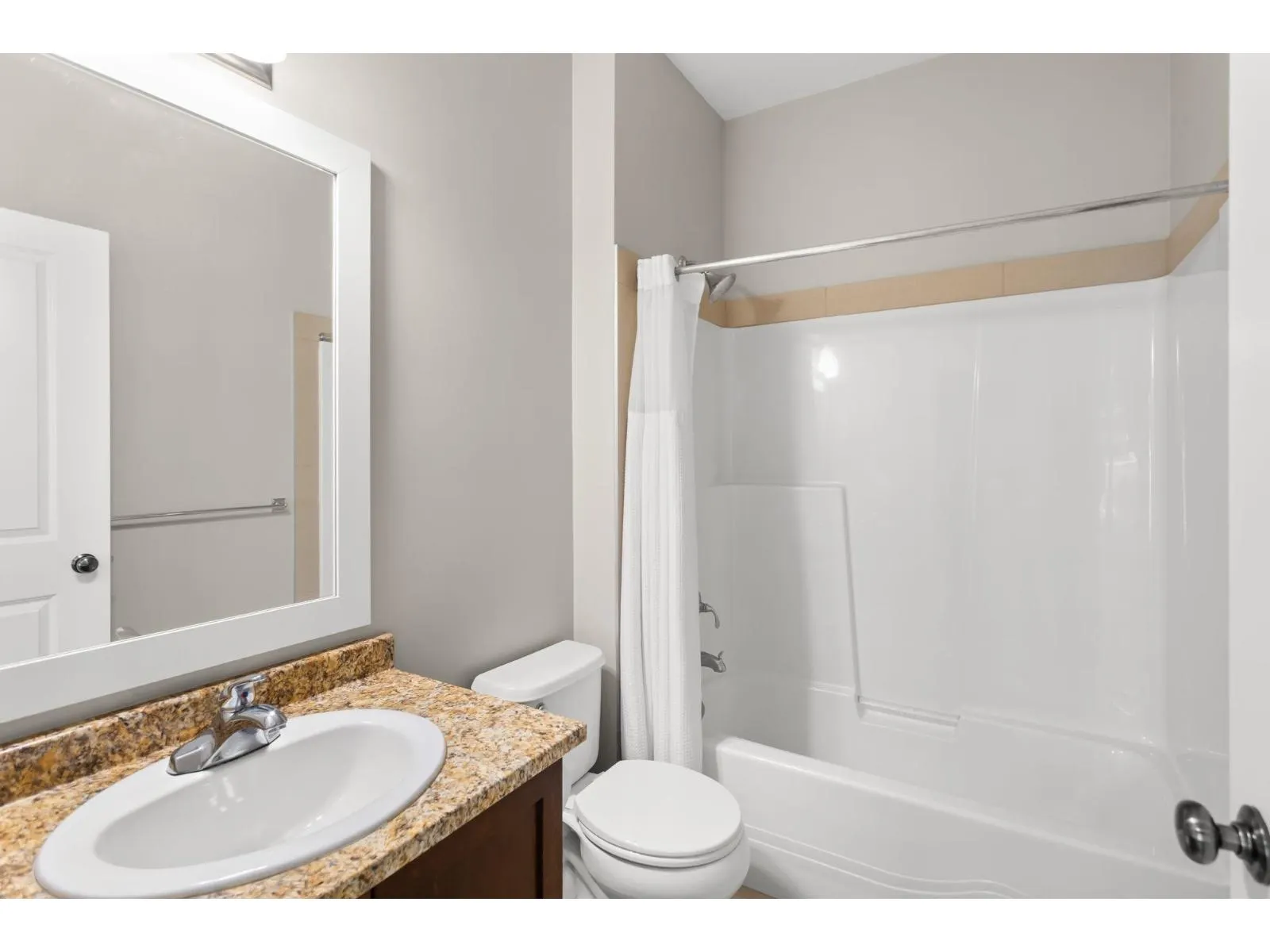 10 45137 NICOMEN CRESCENT|Garrison Crossing