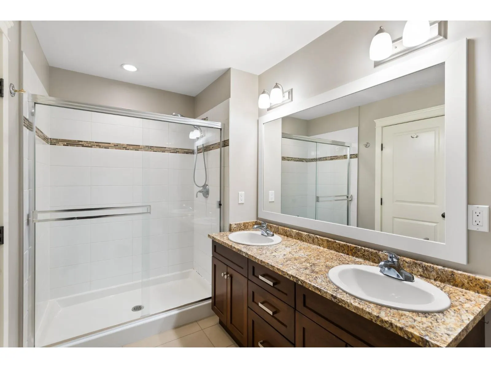 10 45137 NICOMEN CRESCENT|Garrison Crossing