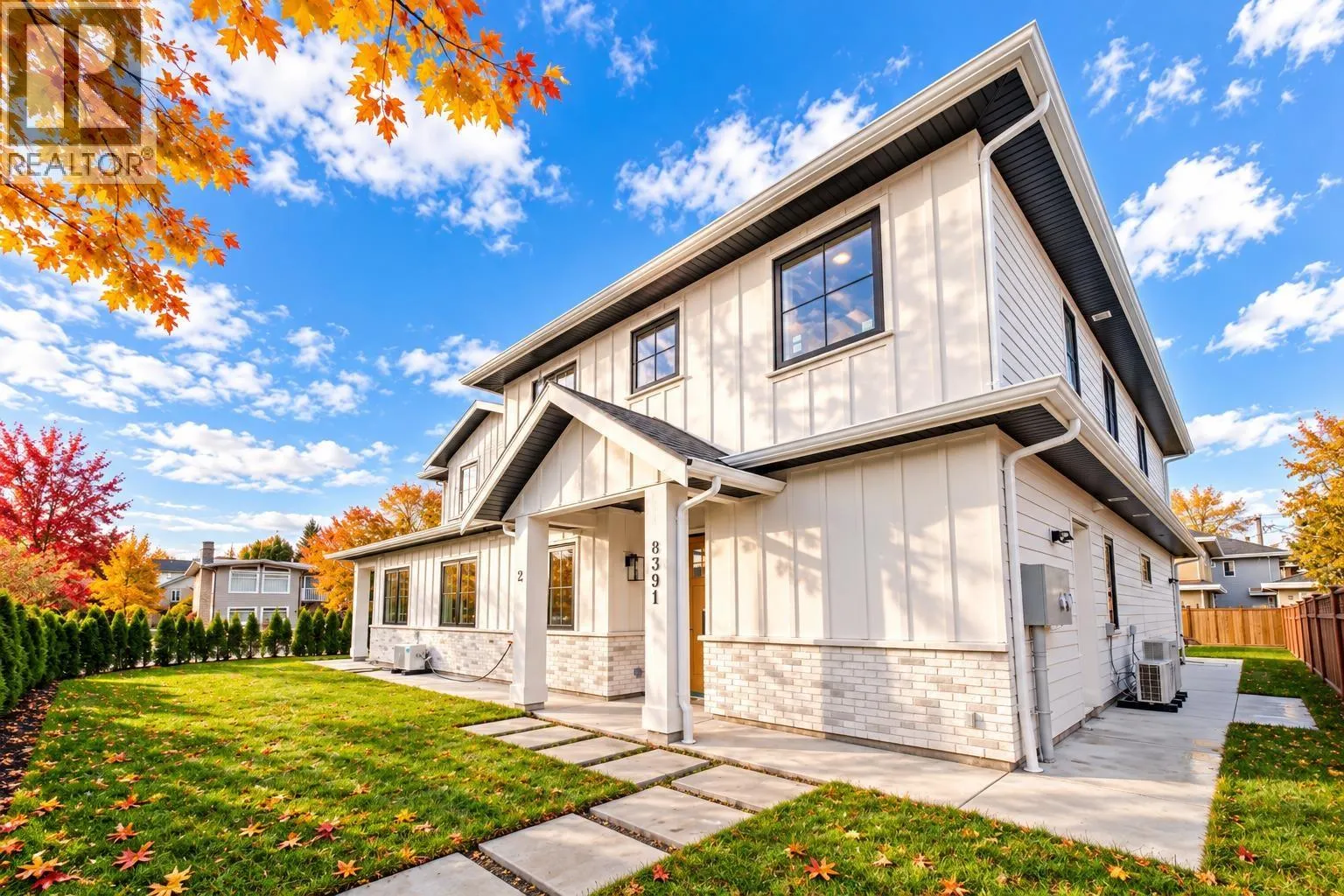 2 8391 RIDEAU DRIVE