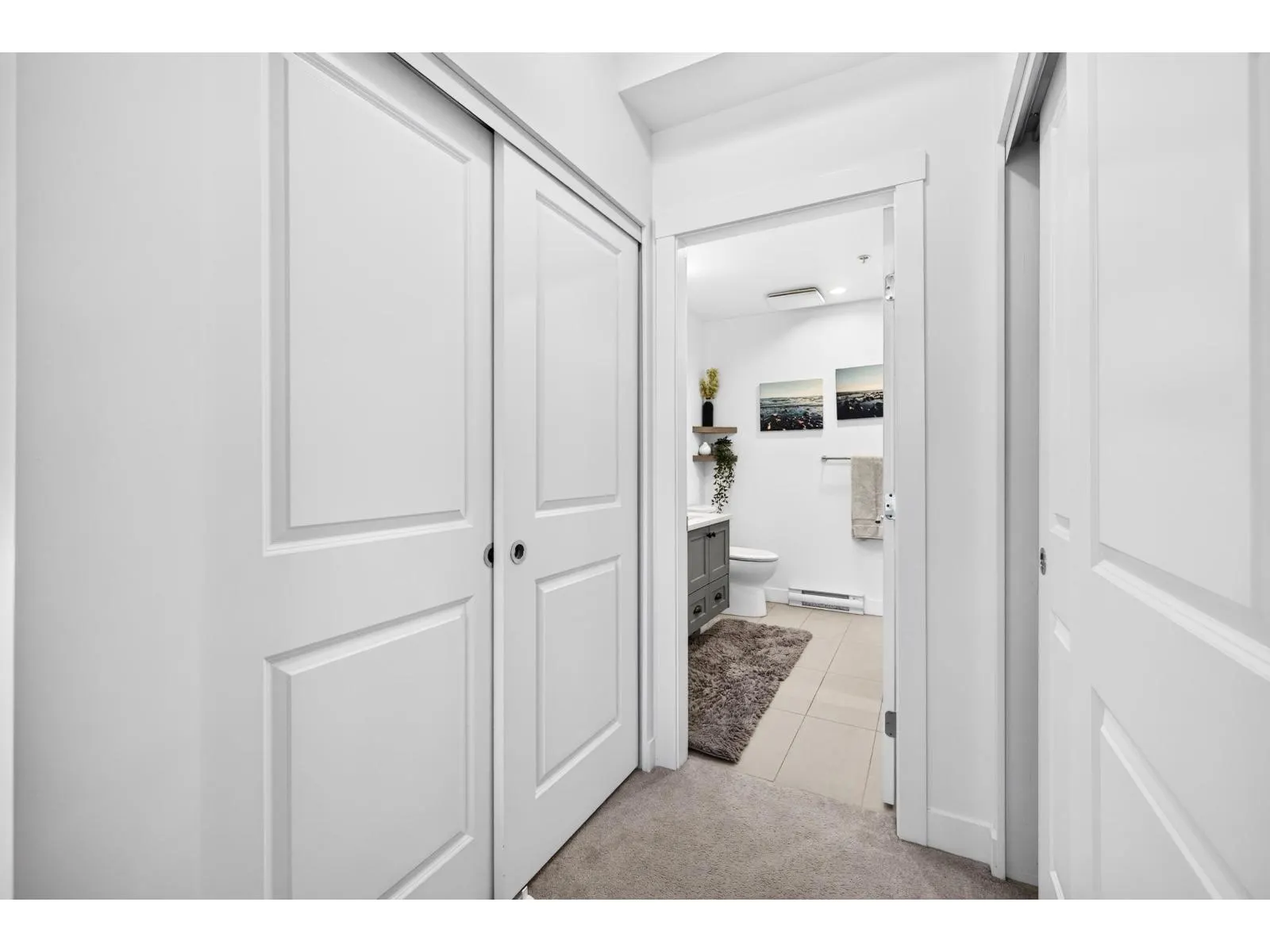 B306 20487 65 AVENUE