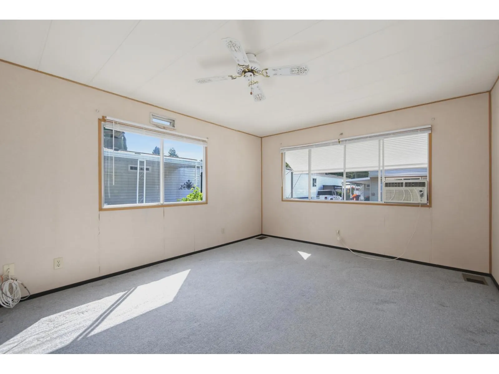 34 9080 198 STREET