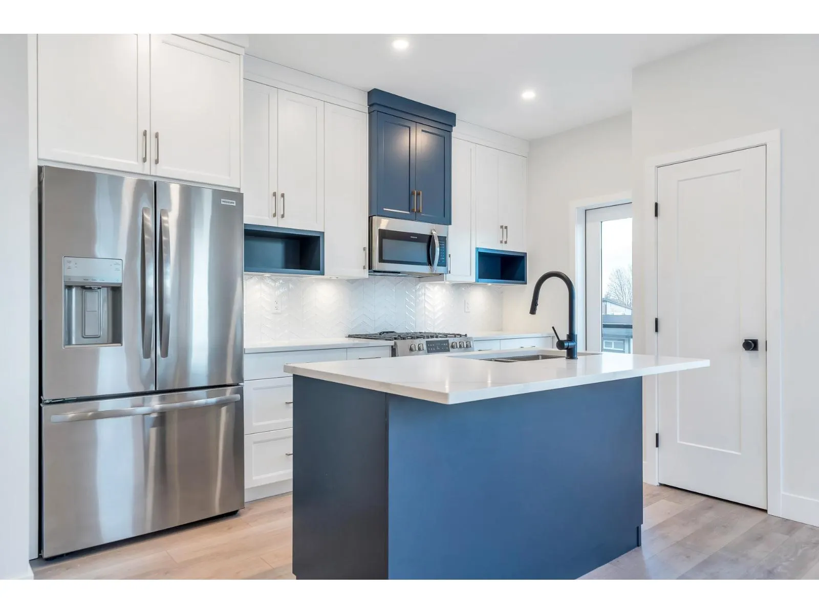 20 43998 CHILLIWACK MOUNTAIN ROAD|Chilliwack Mountain