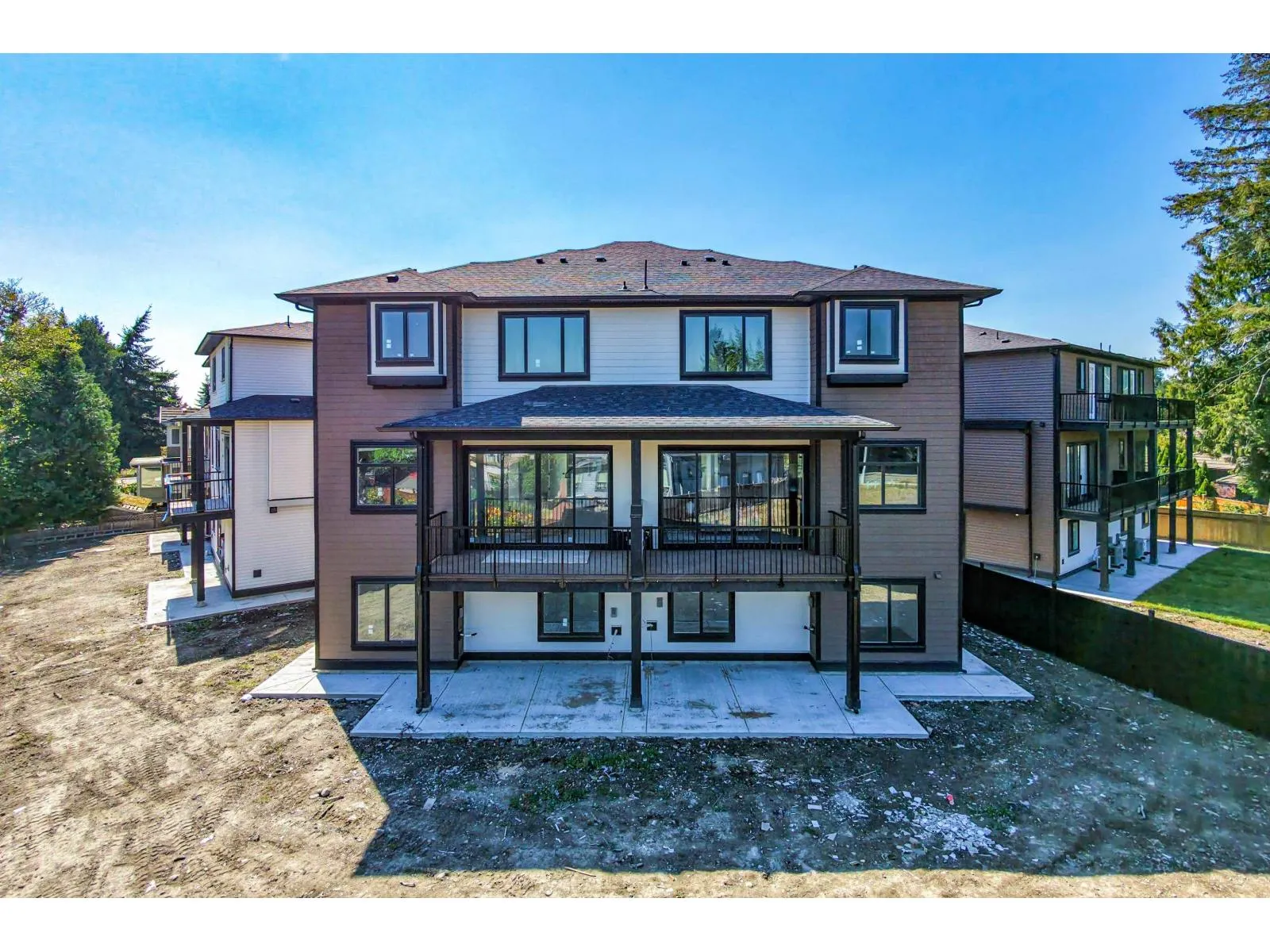 102 15871 111A AVENUE
