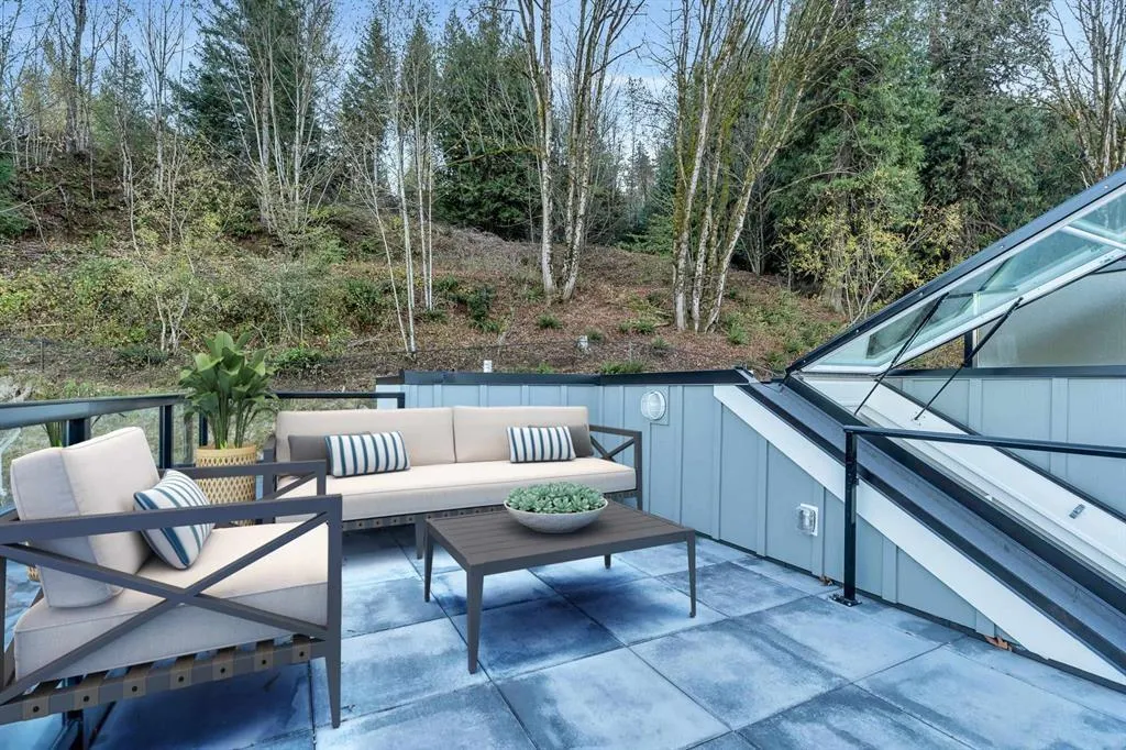 25 43998 CHILLIWACK MOUNTAIN ROAD|Chilliwack Mountain