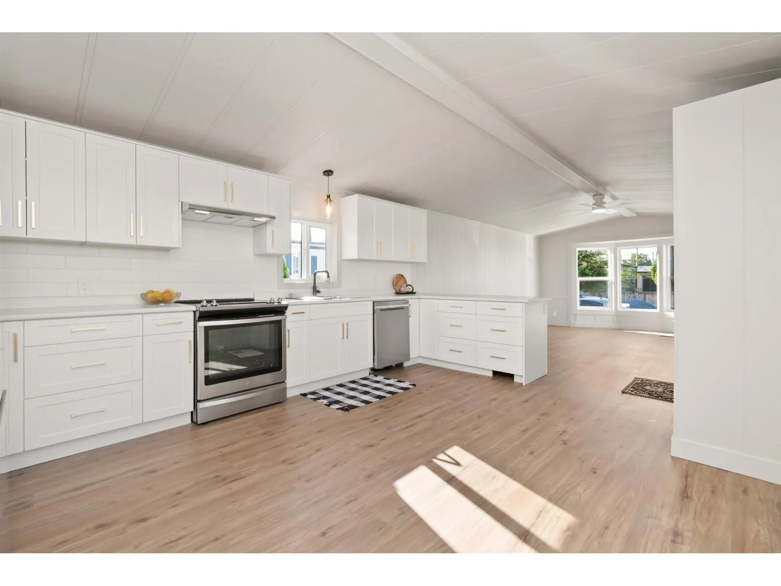 133 6338 VEDDER ROAD|Sardis South