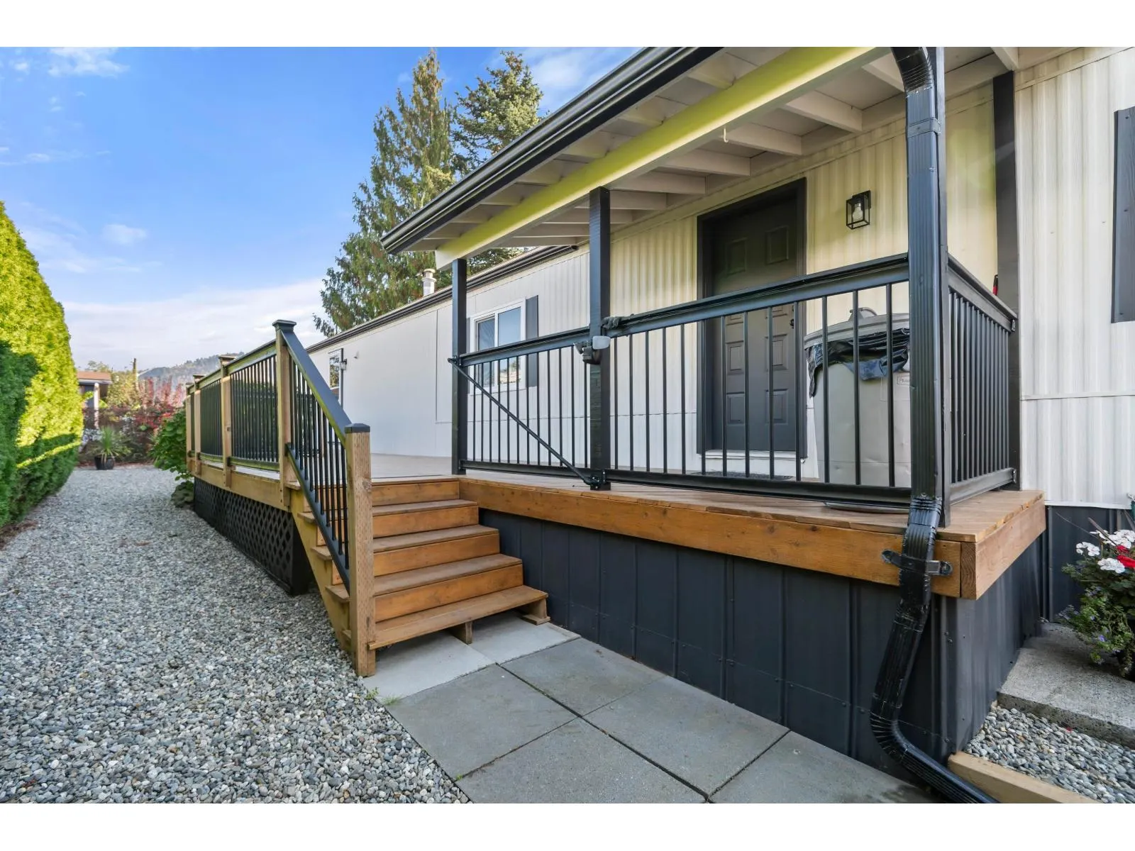 133 6338 VEDDER ROAD|Sardis South