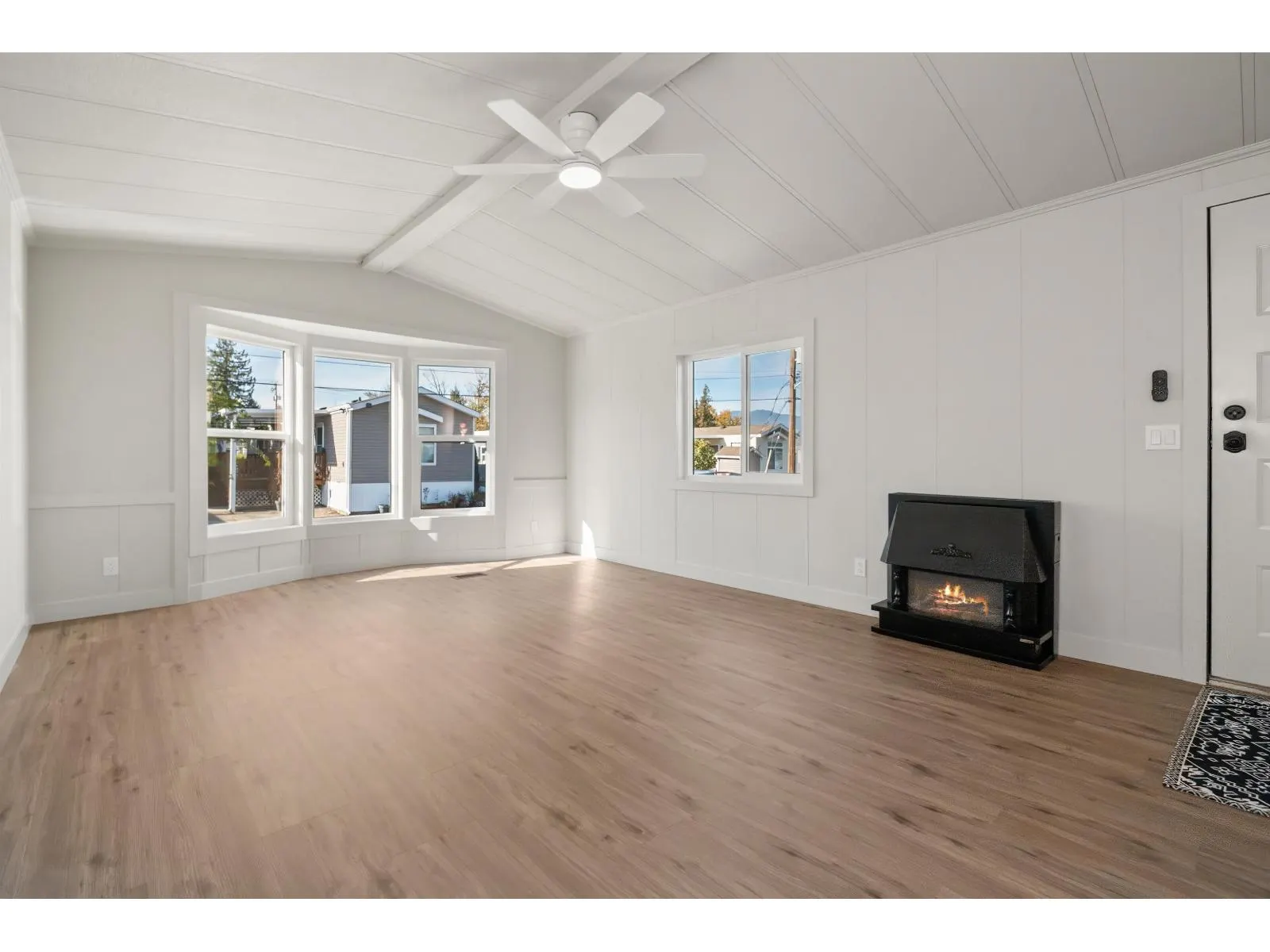 133 6338 VEDDER ROAD|Sardis South