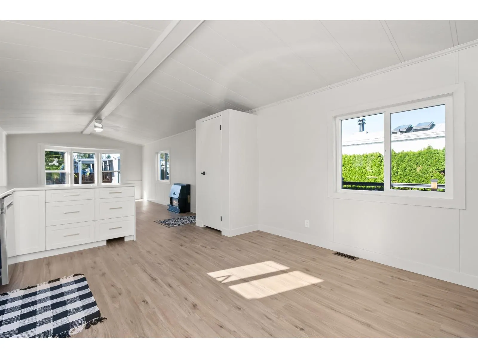 133 6338 VEDDER ROAD|Sardis South