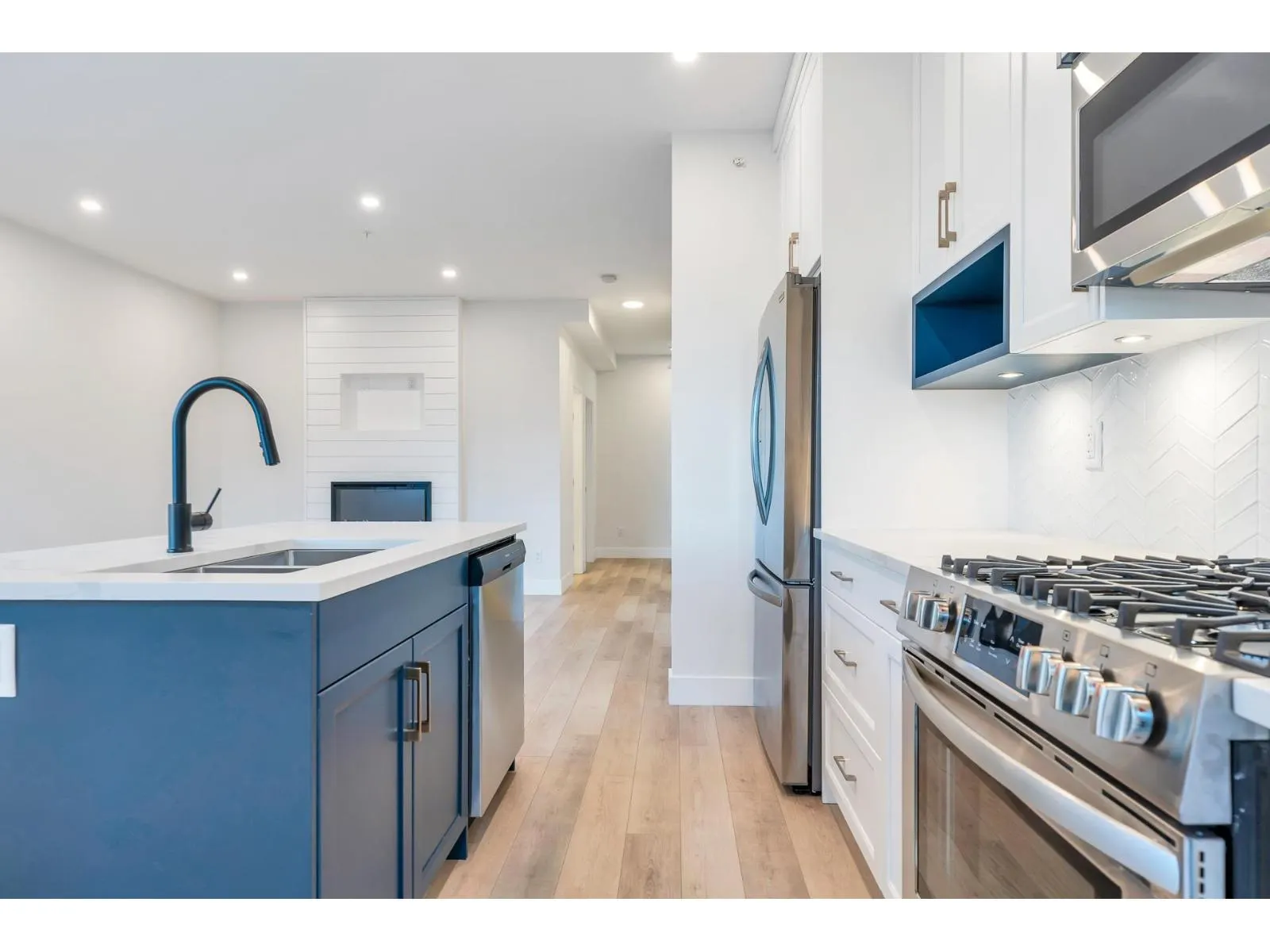 26 43998 CHILLIWACK MOUNTAIN ROAD|Chilliwack Mountain