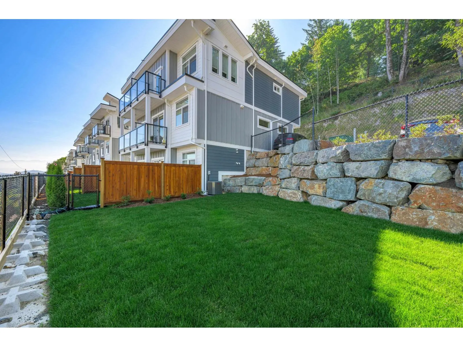 26 43998 CHILLIWACK MOUNTAIN ROAD|Chilliwack Mountain