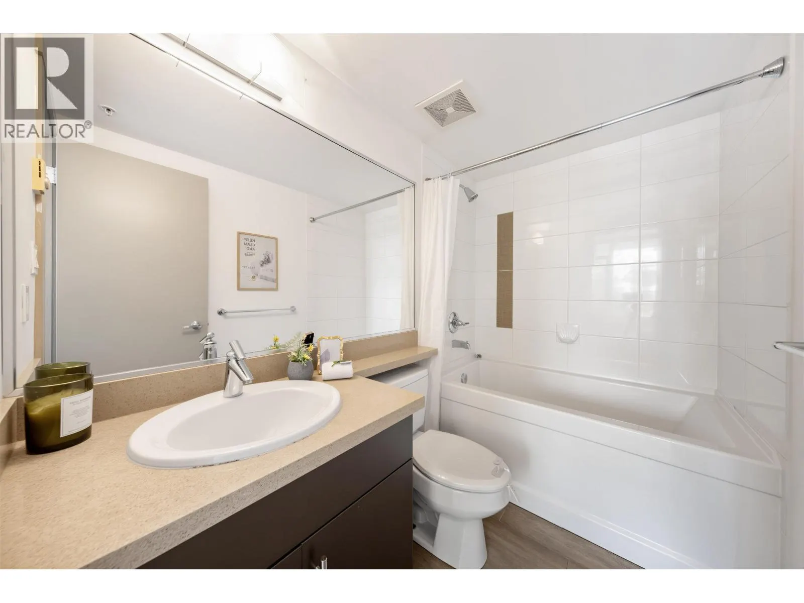 110 9009 CORNERSTONE MEWS