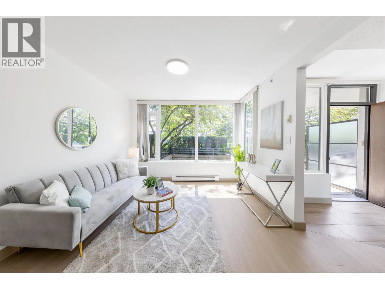 110 9009 CORNERSTONE MEWS