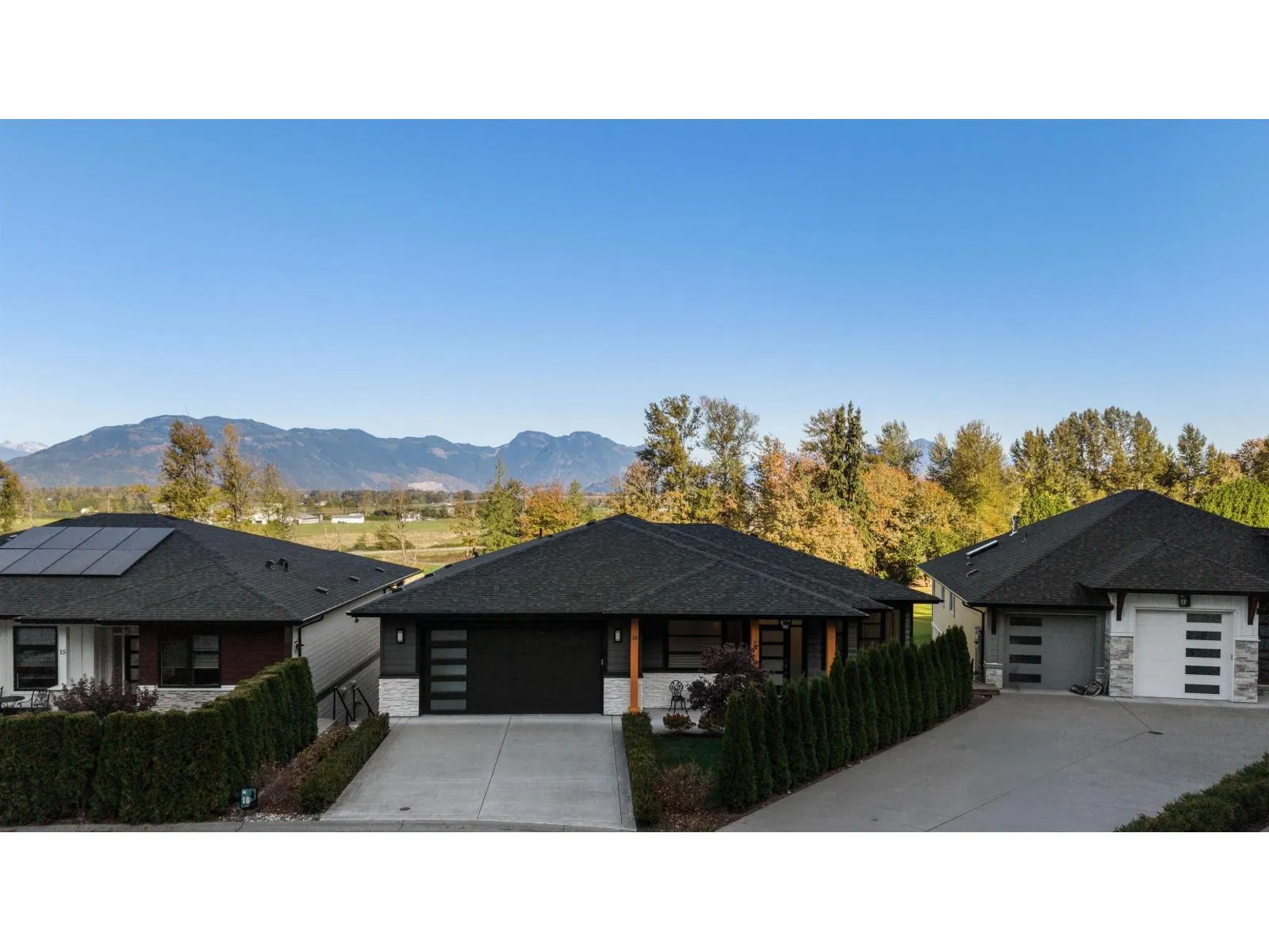 16 50778 LEDGESTONE PLACE|Eastern Hillsides