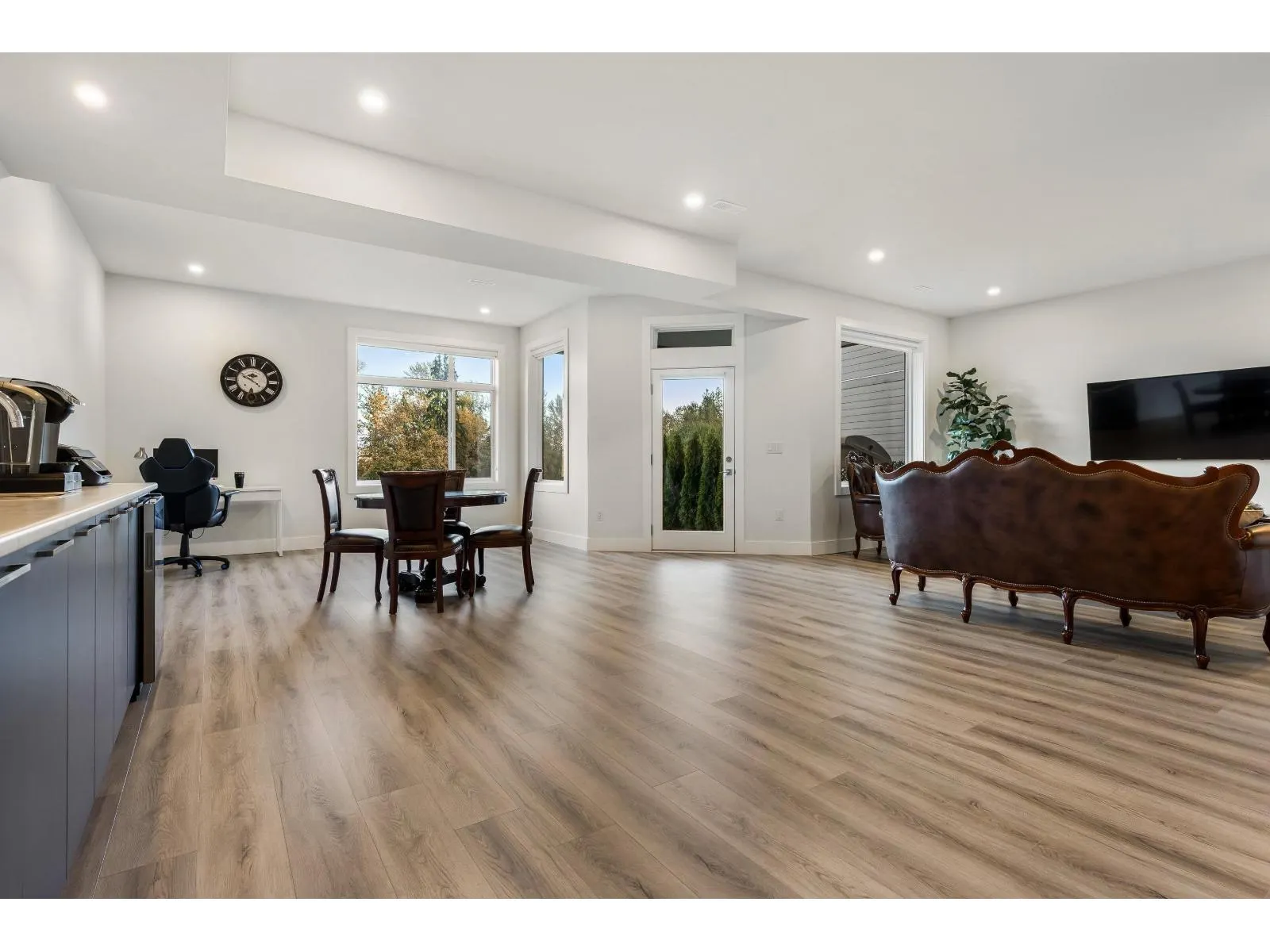 16 50778 LEDGESTONE PLACE|Eastern Hillsides