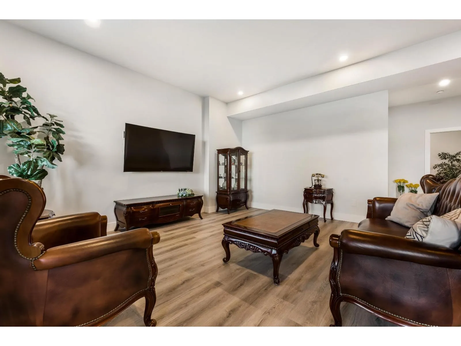 16 50778 LEDGESTONE PLACE|Eastern Hillsides