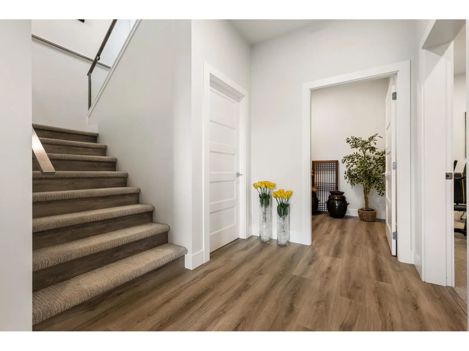 16 50778 LEDGESTONE PLACE|Eastern Hillsides