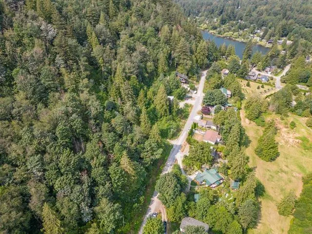 44296 BAYVIEW RD ROAD