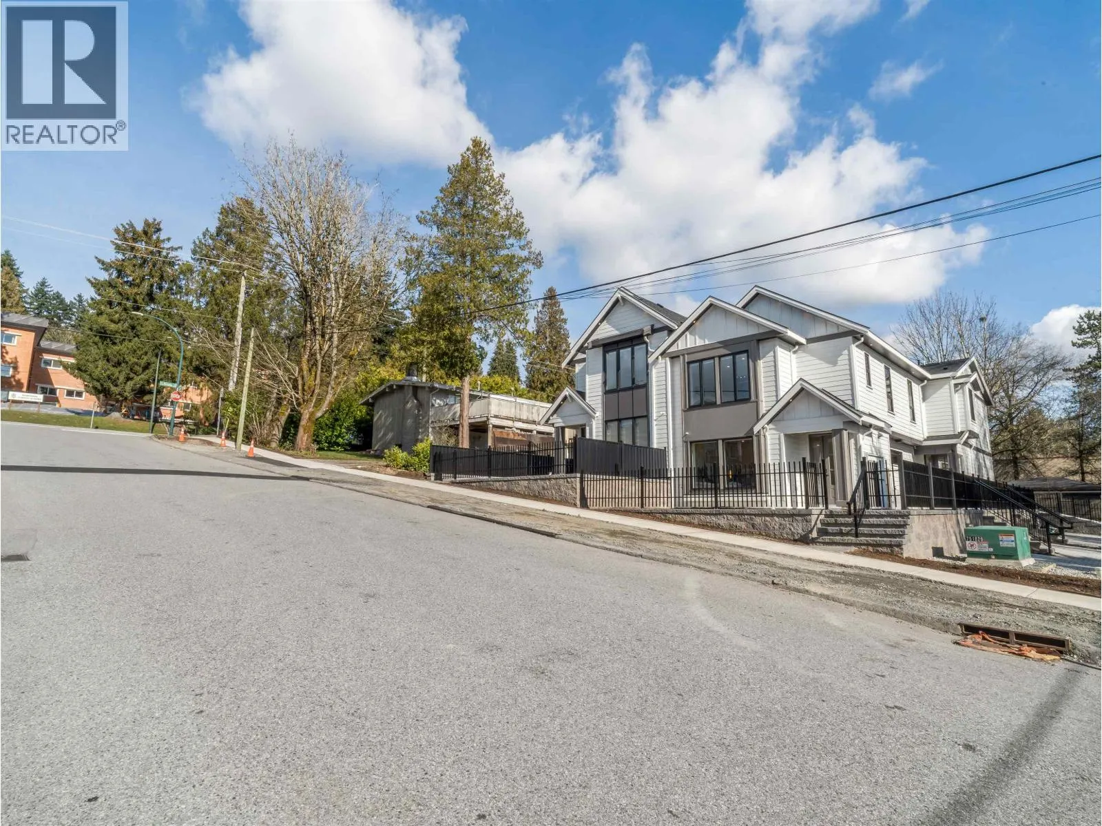 104 359 LAVAL STREET