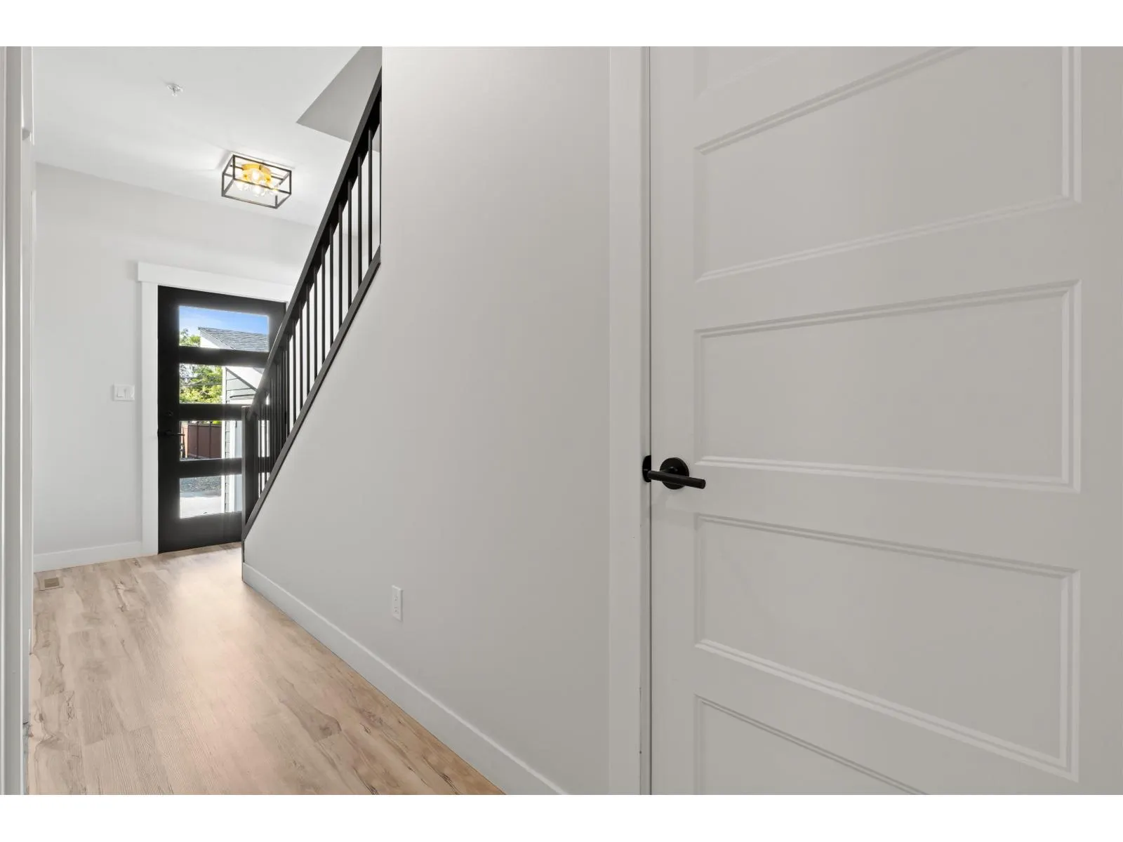 6 7140 MAITLAND AVENUE|Sardis West Vedder