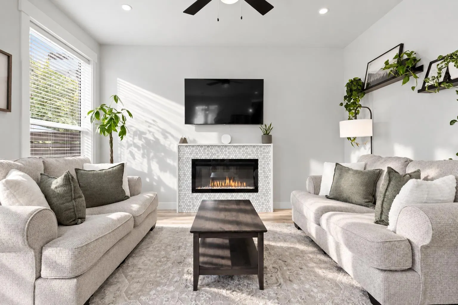 6 7140 MAITLAND AVENUE|Sardis West Vedder