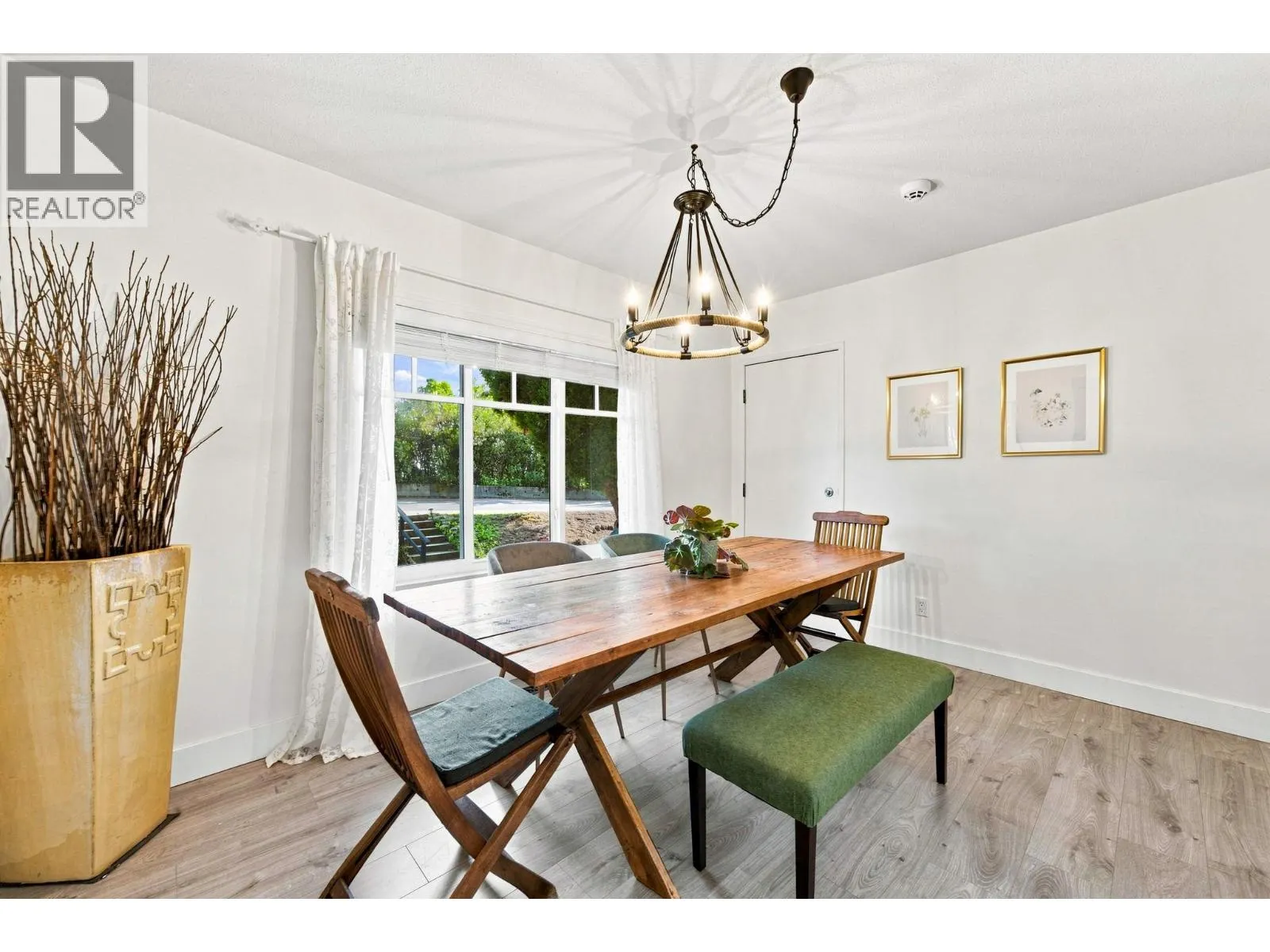 300 E 25TH STREET
