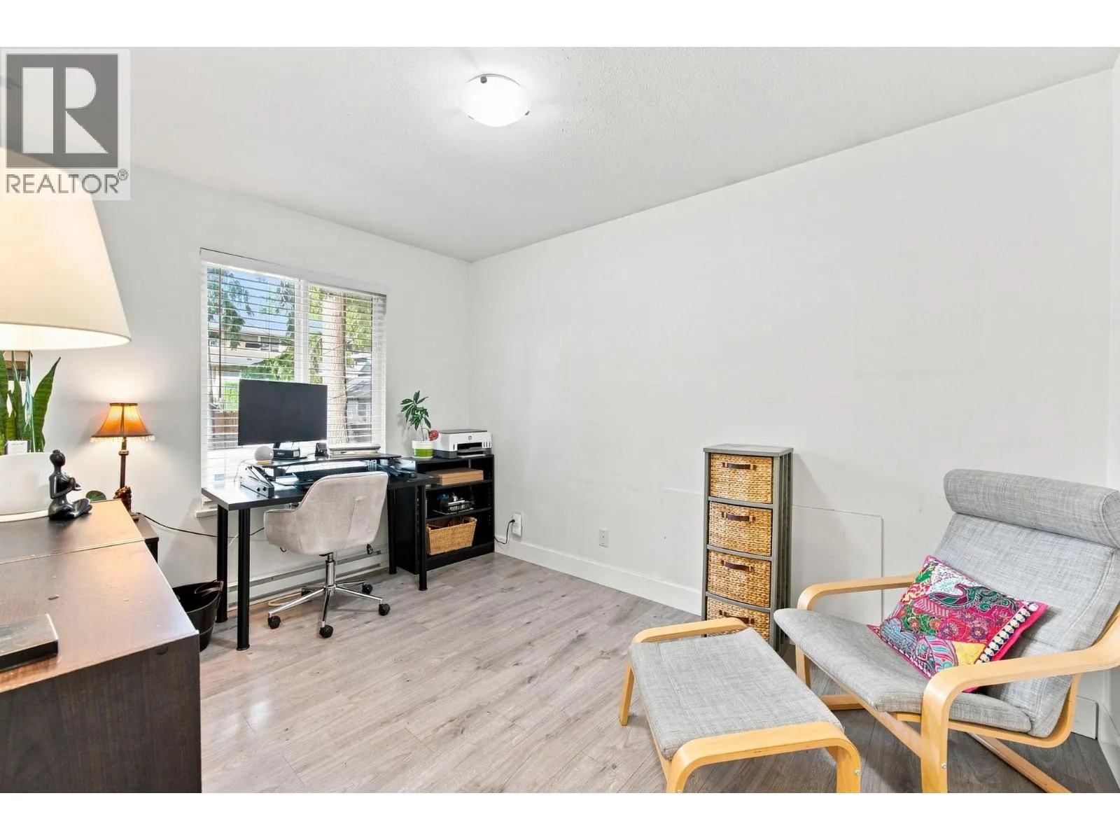 300 E 25TH STREET