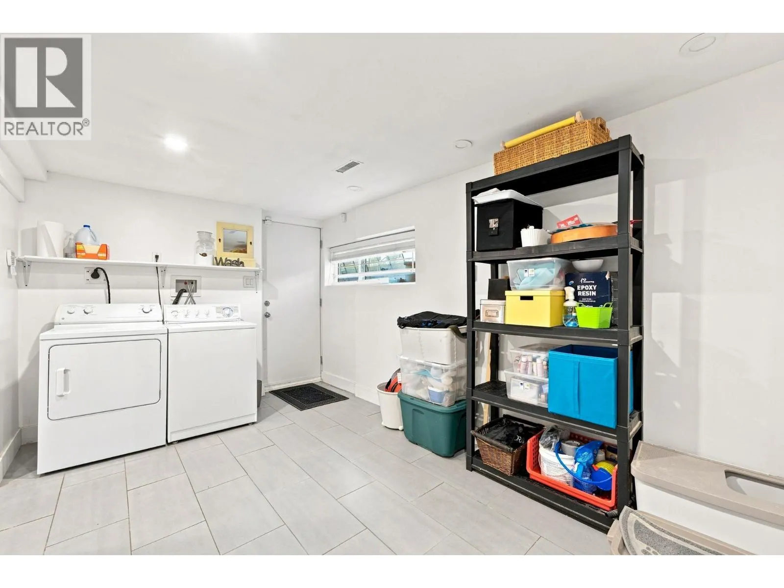 300 E 25TH STREET