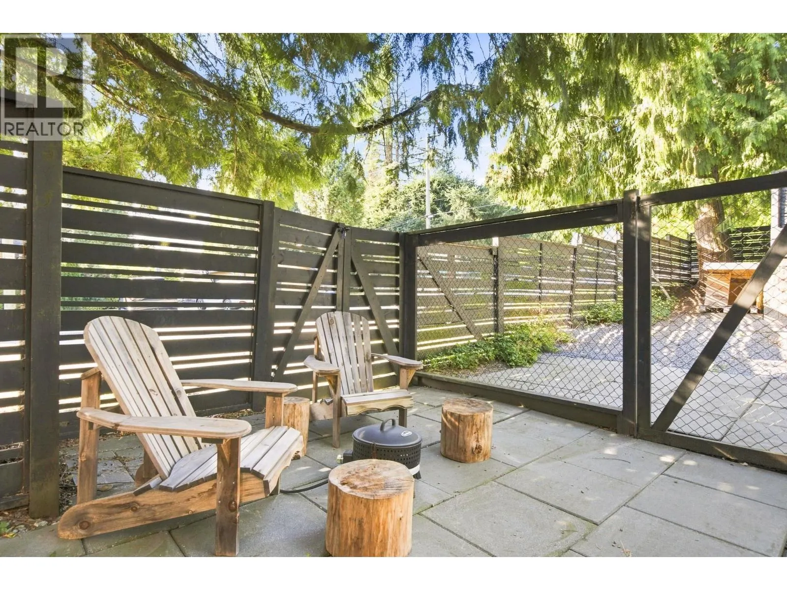 300 E 25TH STREET